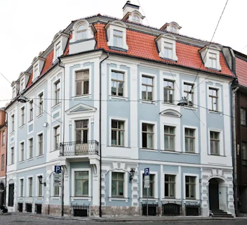 Hanza_House.jpg
