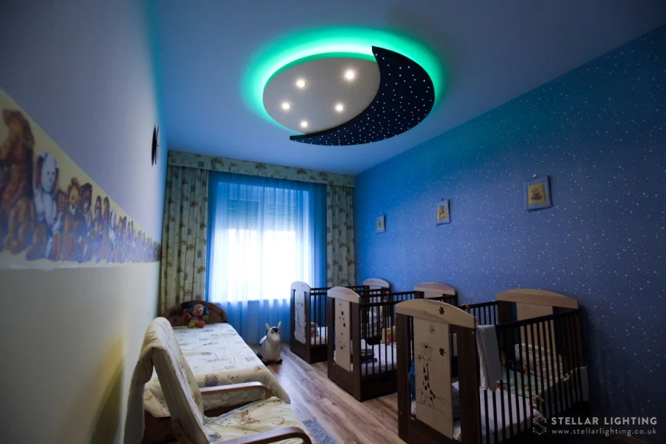 LED star ceiling - day and night children's room lighting with green edge lighting