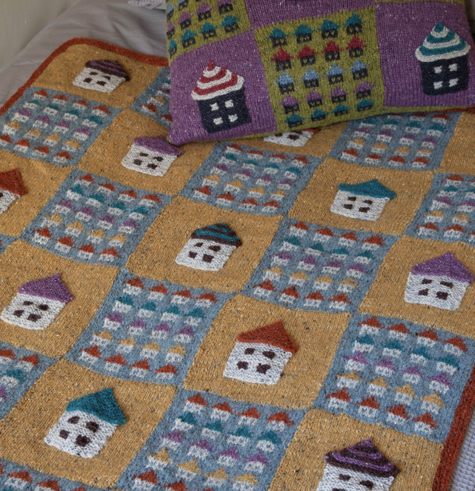 Little+Houses+Blanket.png