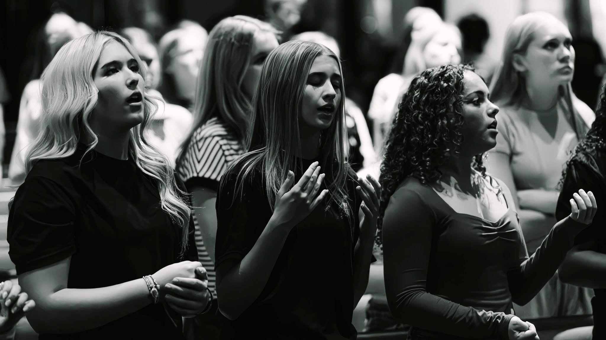 Congregation singing