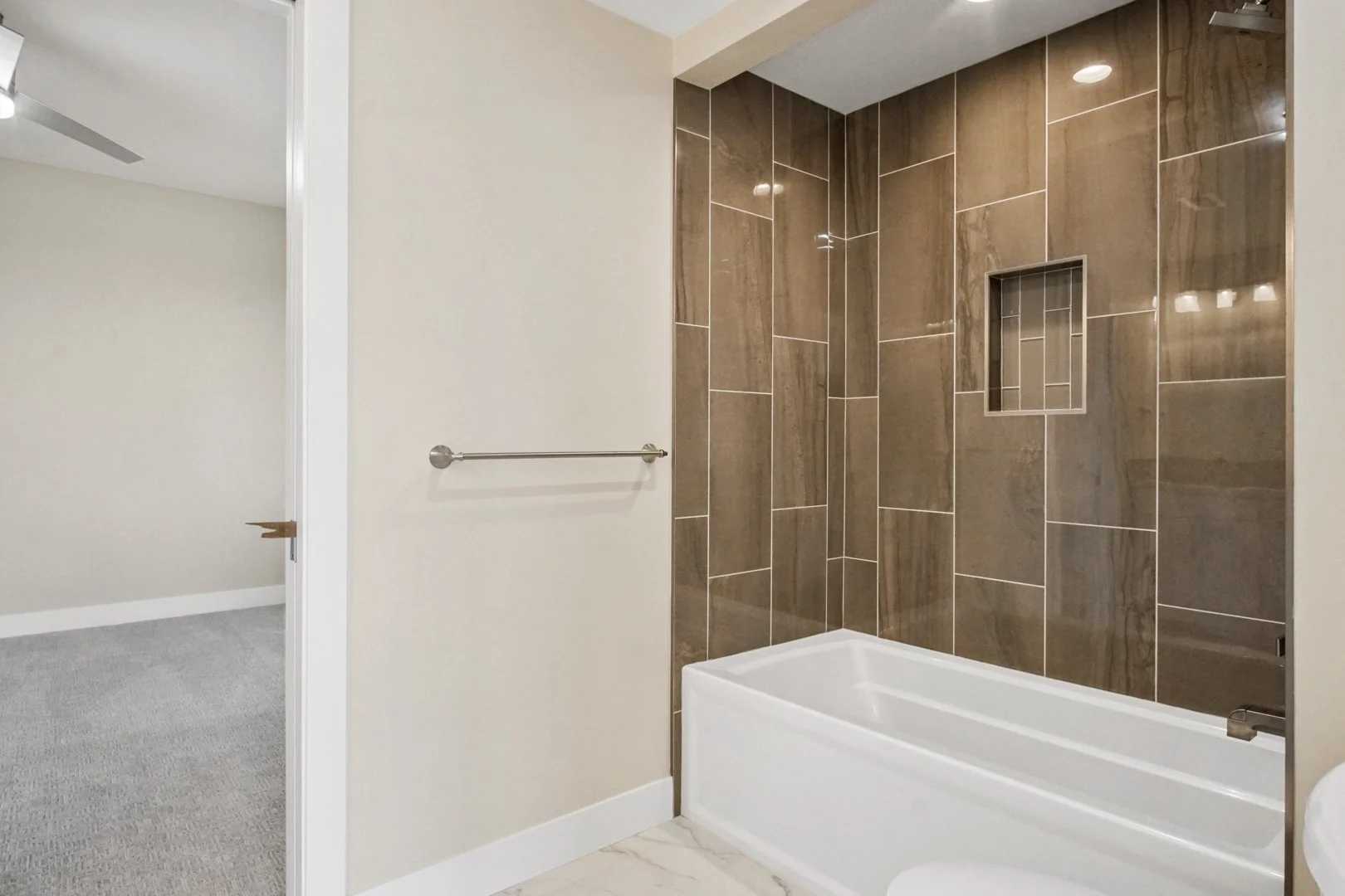 28-web-or-mls-DSC03643.jpg