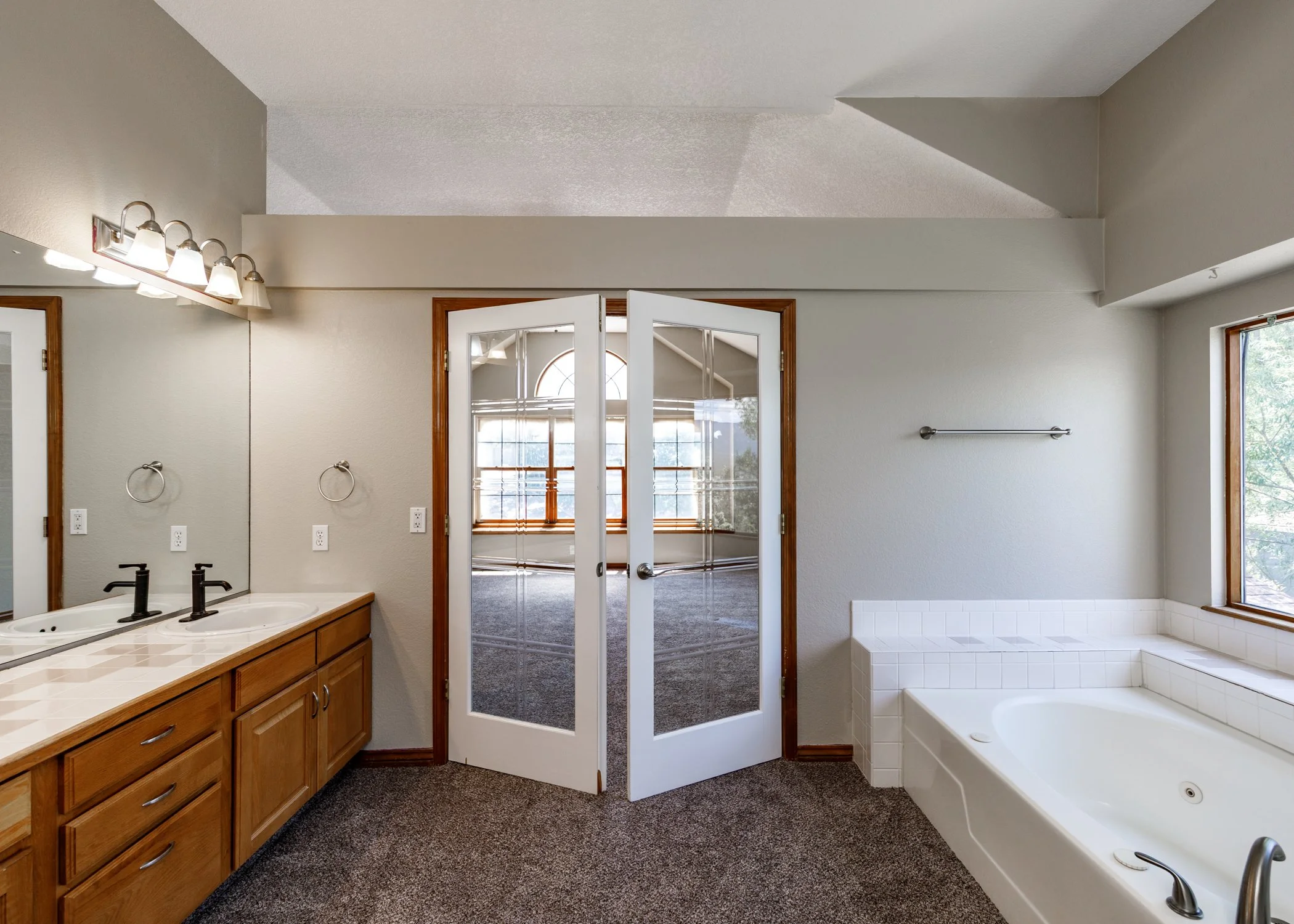 Ketchum Drive 6929-76.jpg