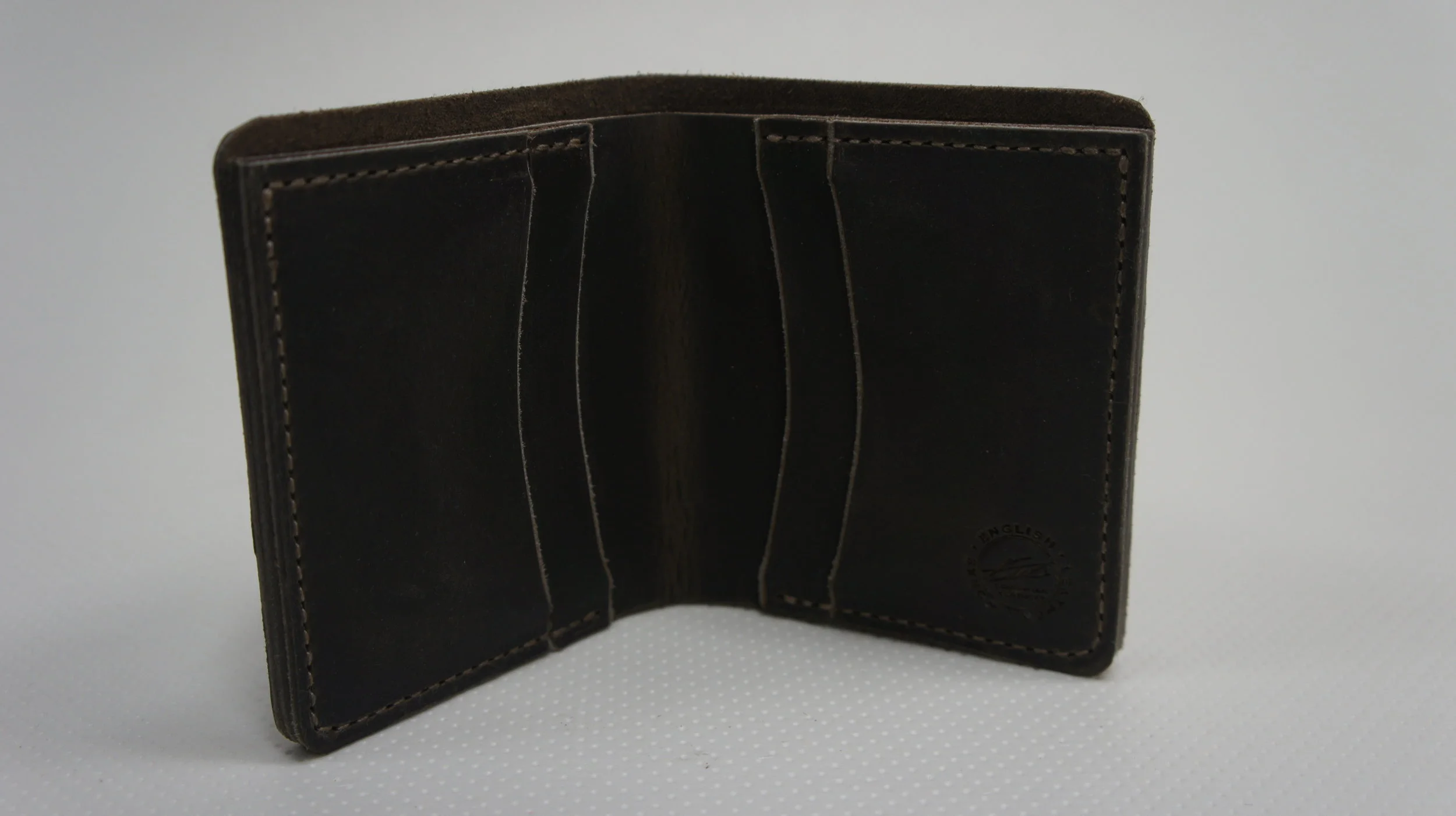 Montgomery Bifold - Crazy Horse