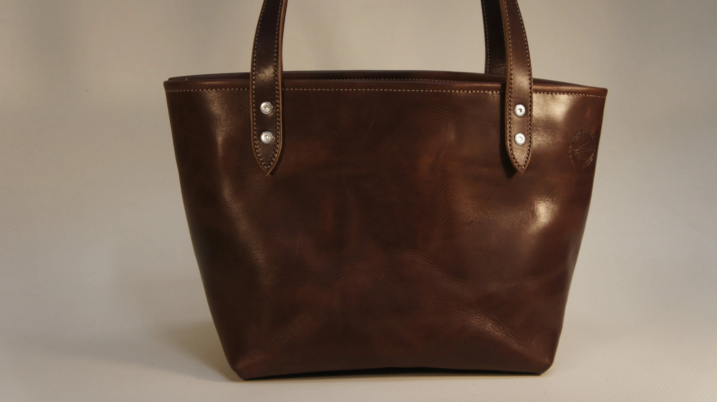 Laurel Tote - Walnut Bridle
