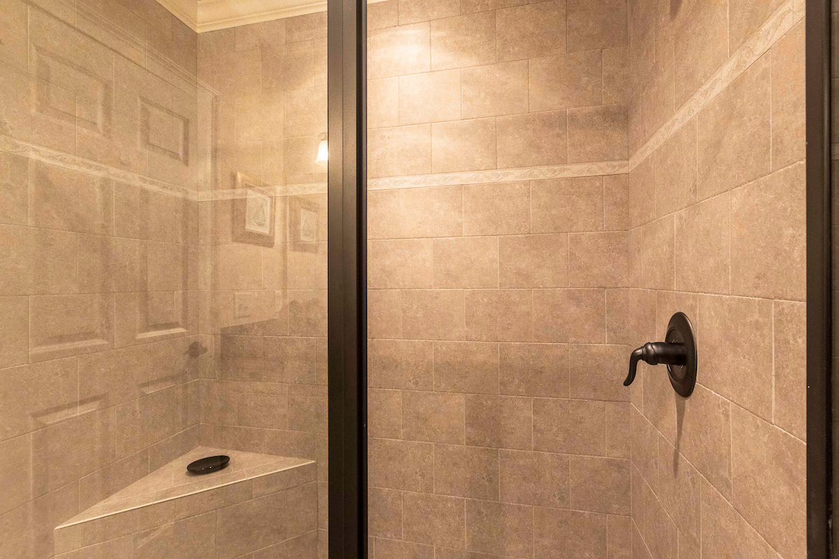 suite rental.jpg