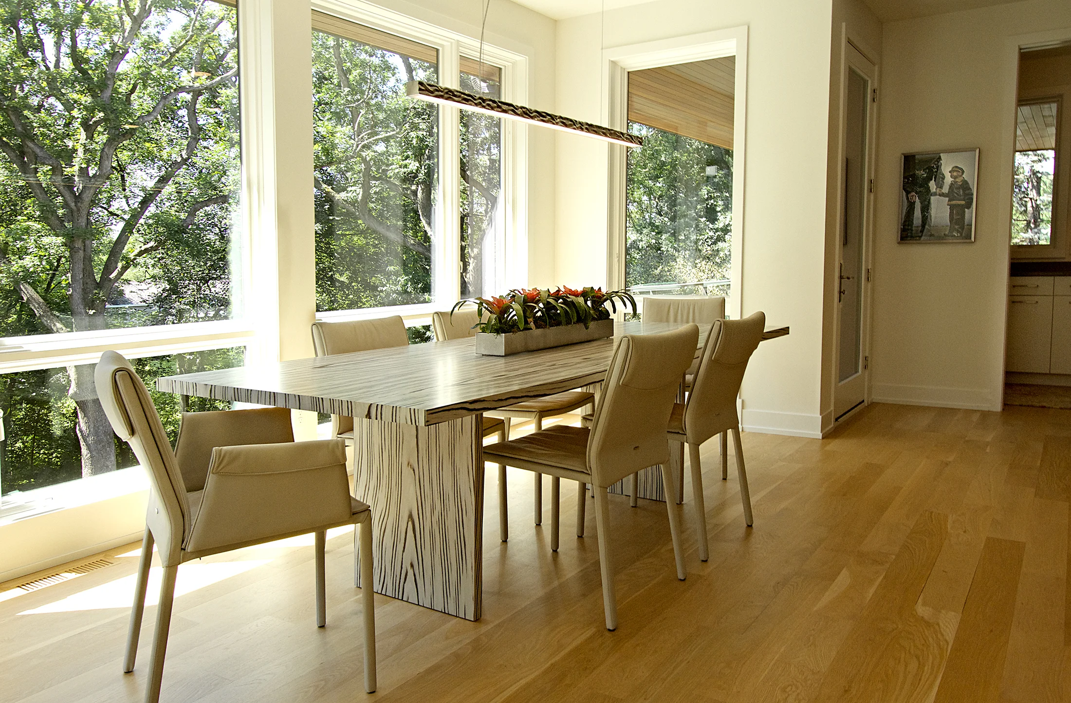 RuthJohnsonInteriors_7605DiningTable.jpg