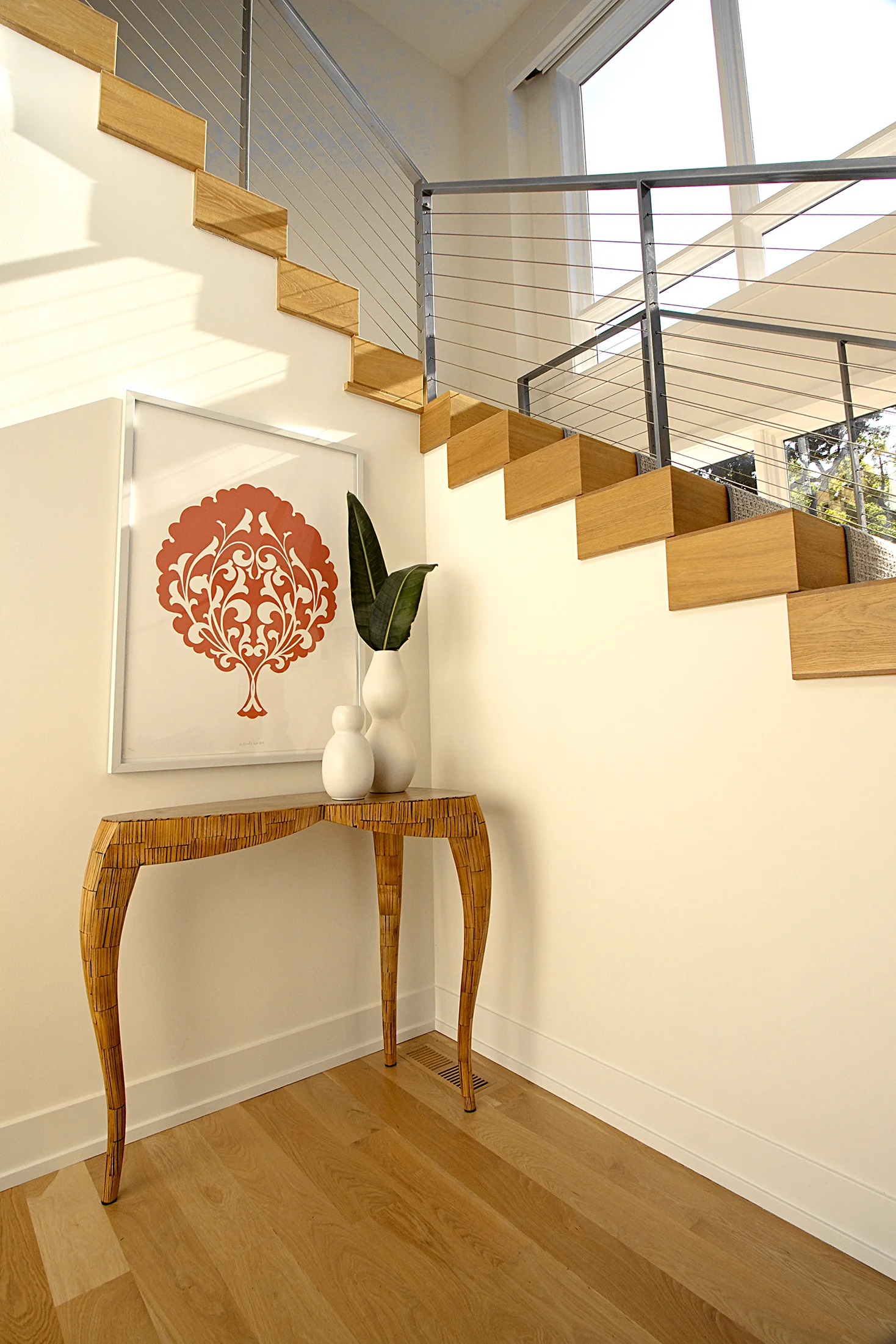RuthJohnsonInteriors_7601StairwellCloseWarmer.jpg