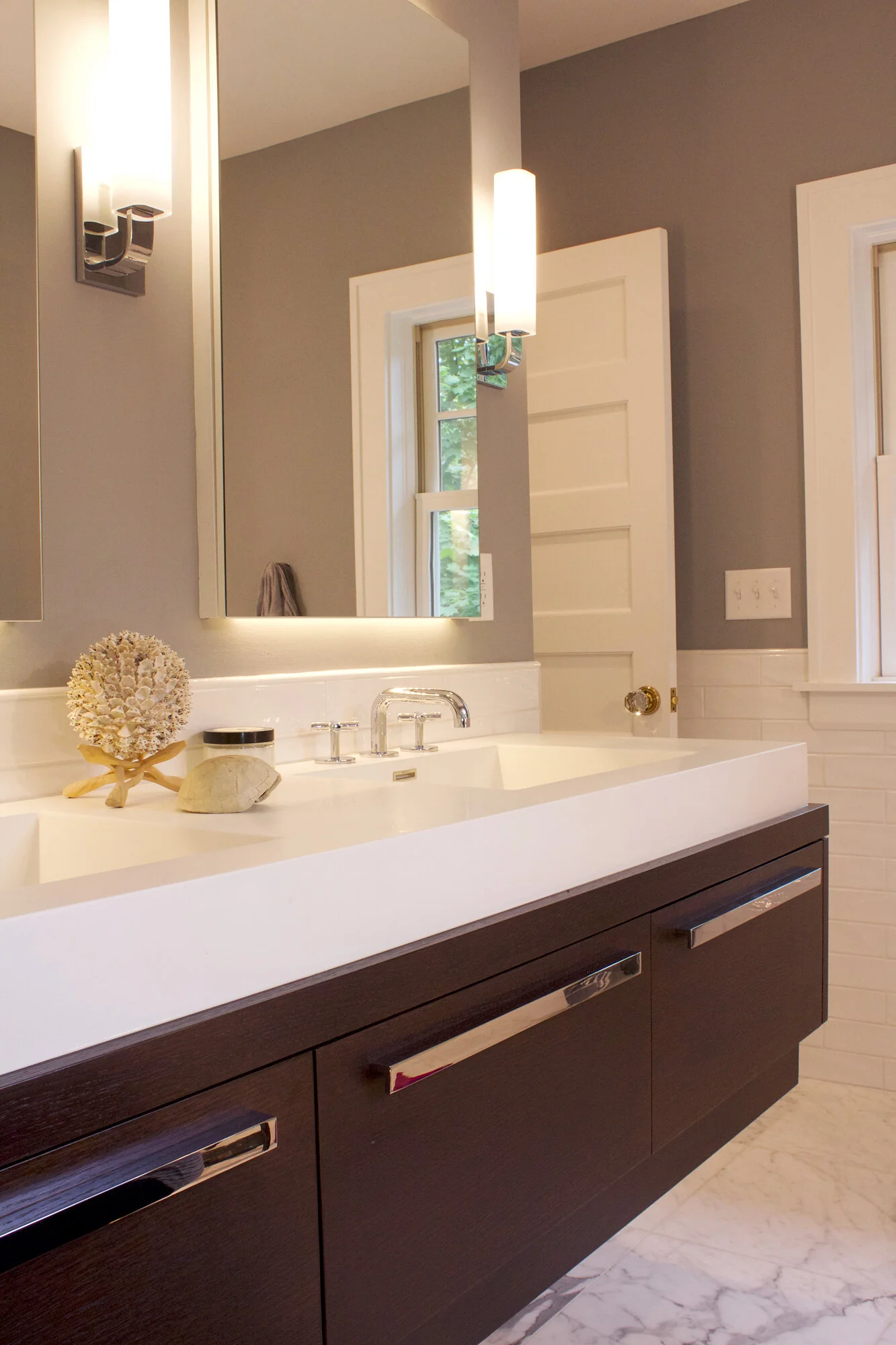 RJI_LakeHarriet_MasterBath1.jpg