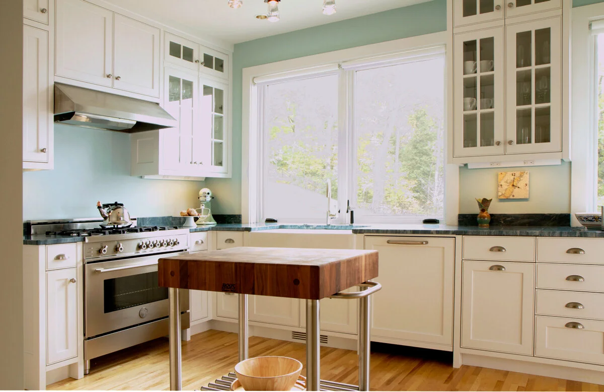 RJI_LMSH_Kitchen3.jpg