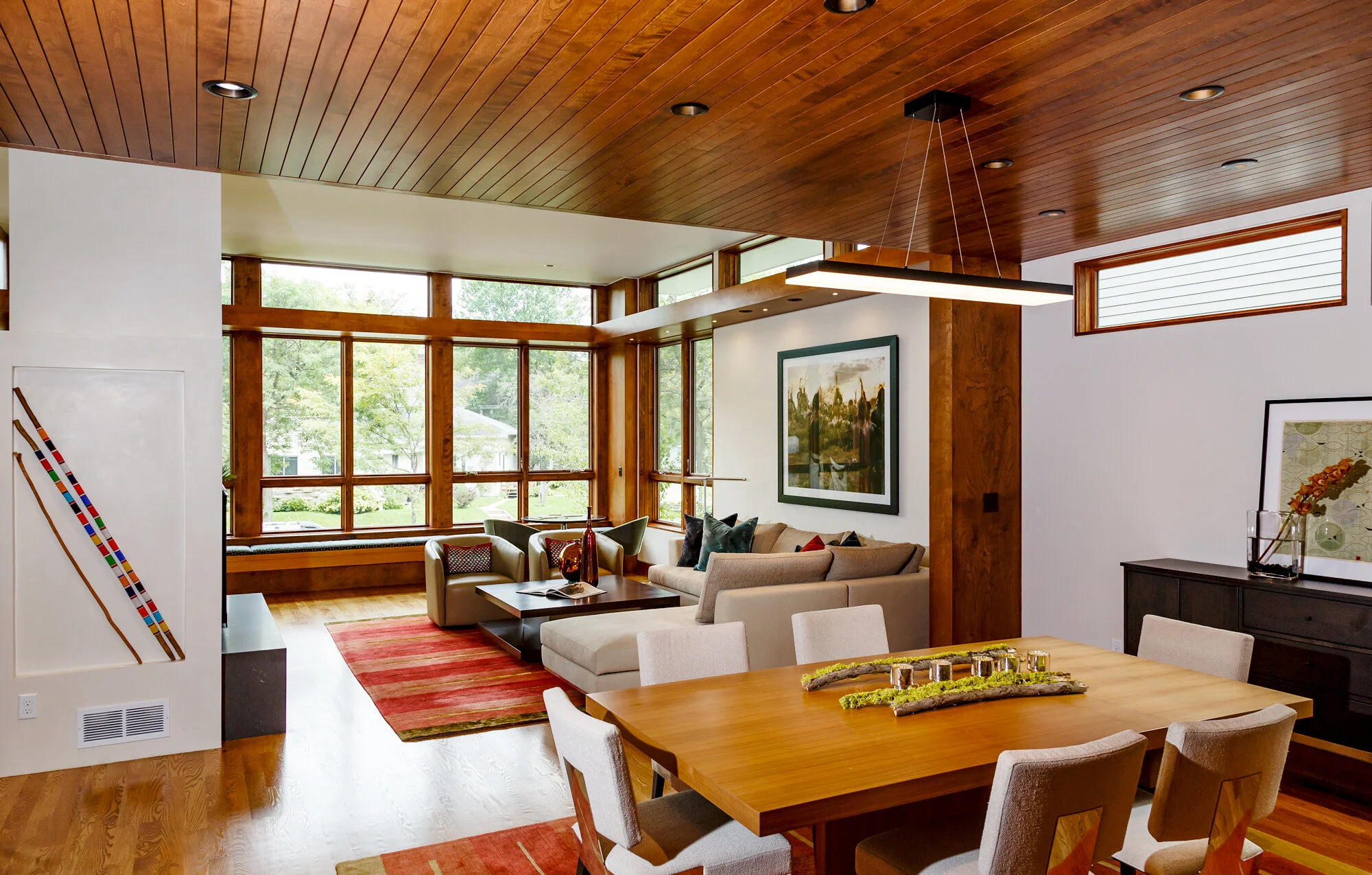 RJI_MinnCreek_Dining.jpg