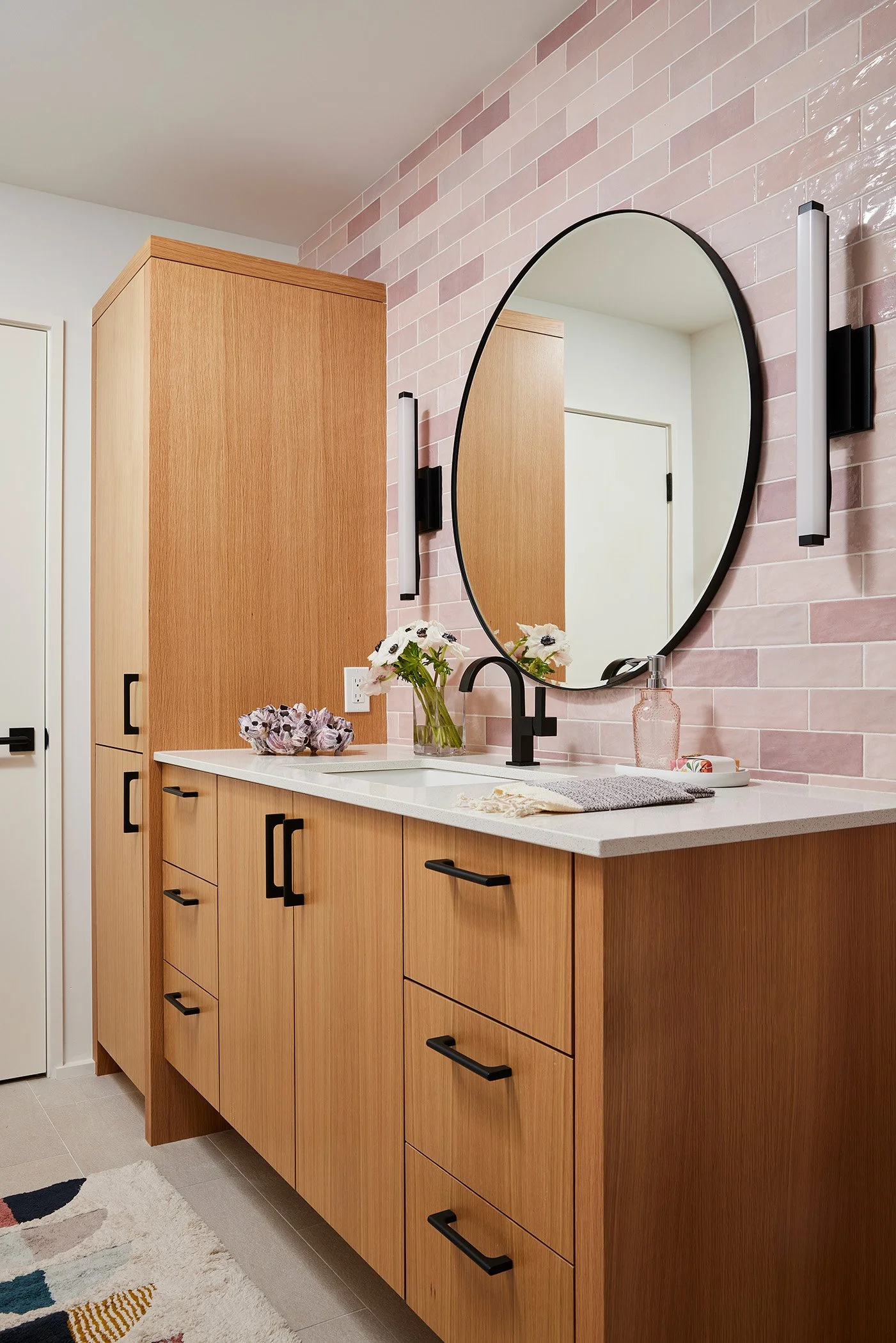 RuthJohnsonInteriors_PinkBath_06.jpg