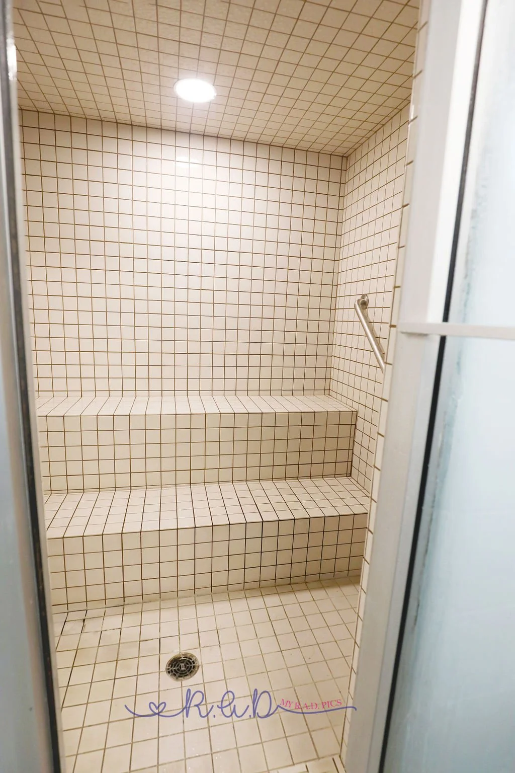 steam room