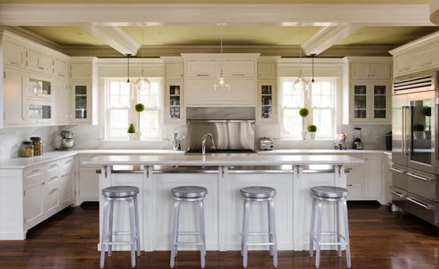 Interior Designer Tracy Ann Davis Discusses Her Design Aesthetic