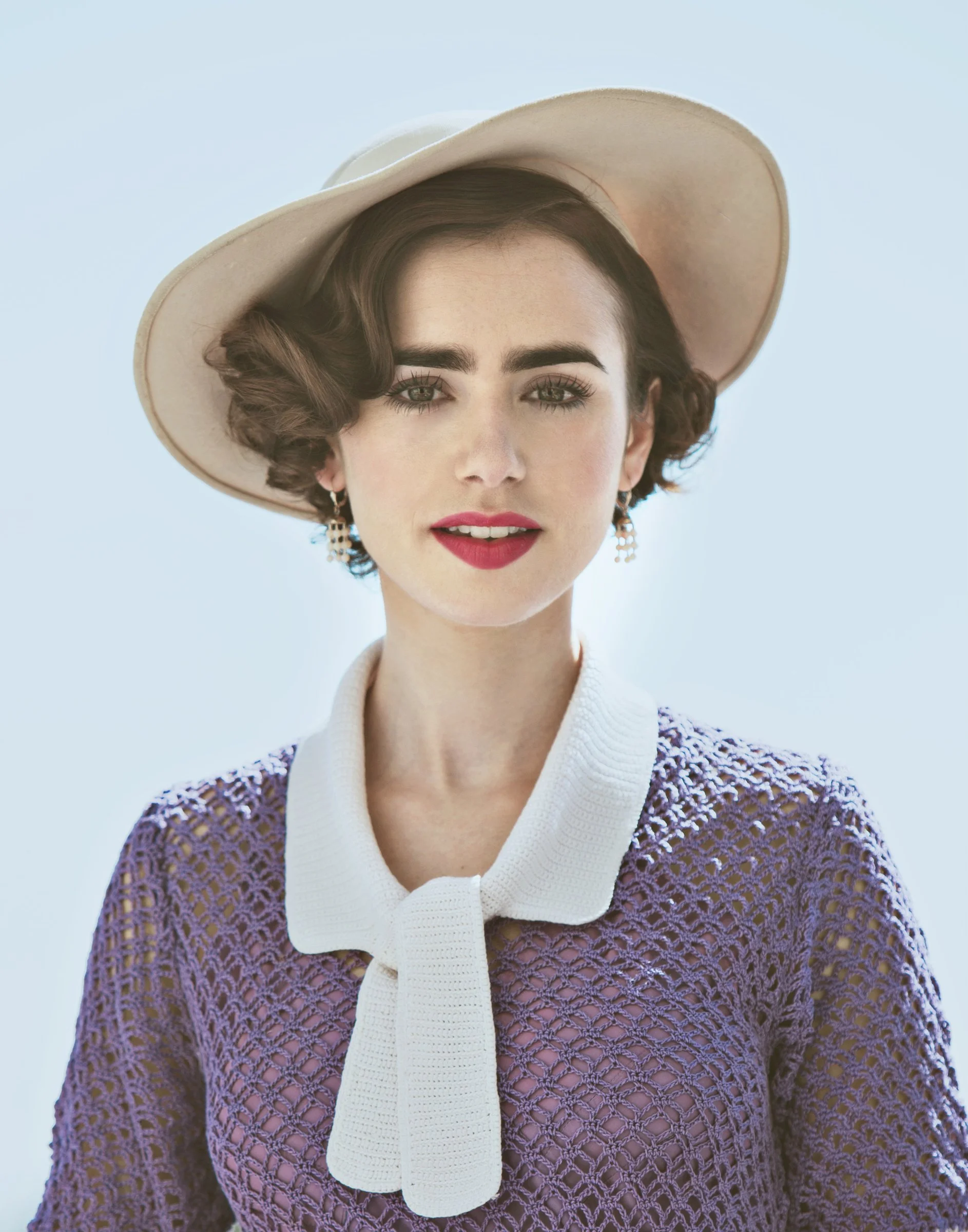 Lily Collins.jpg
