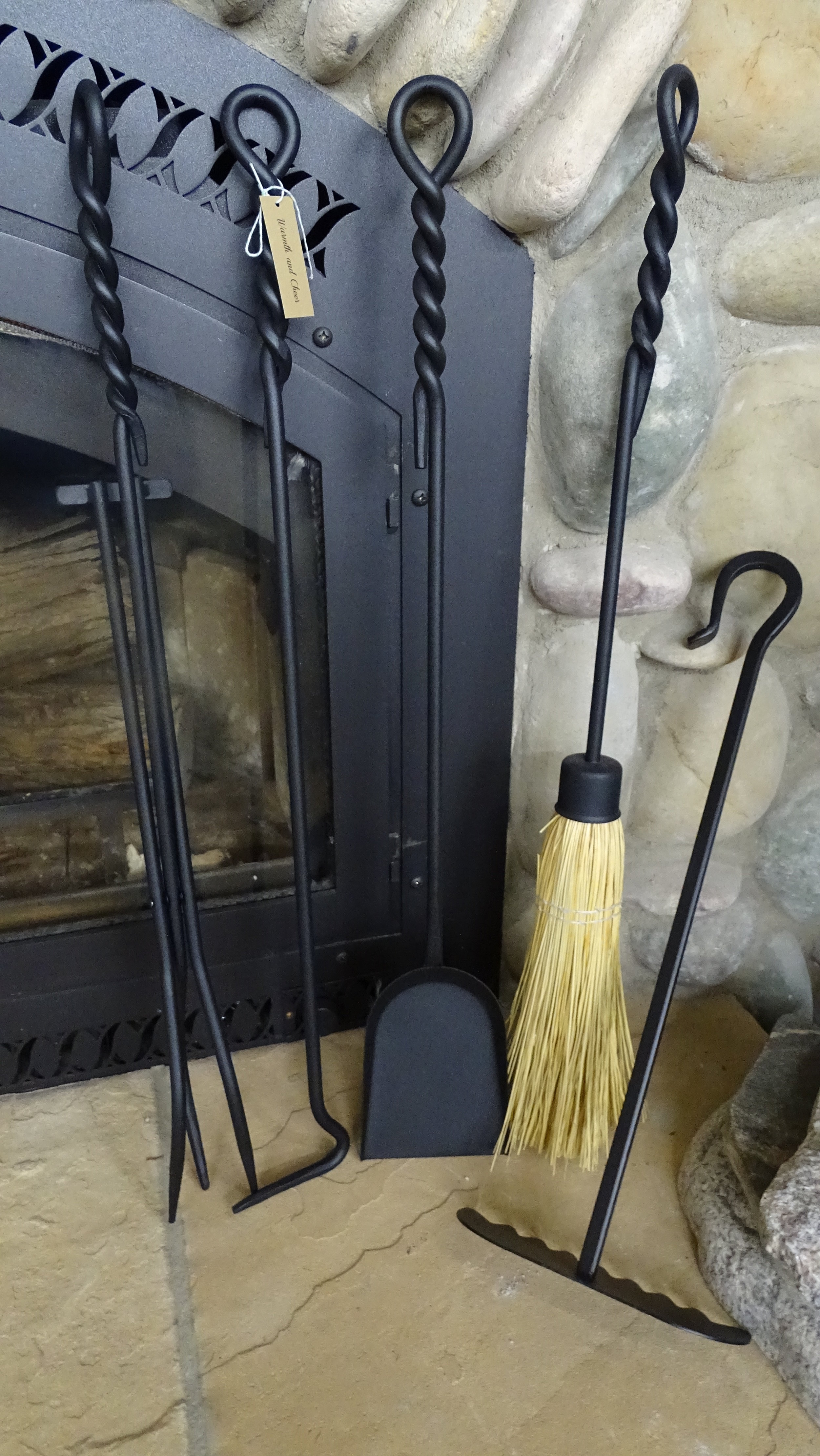 New Cast Iron Handle w/ Loop End Natural Straw Hearth Sweep Broom 30" 