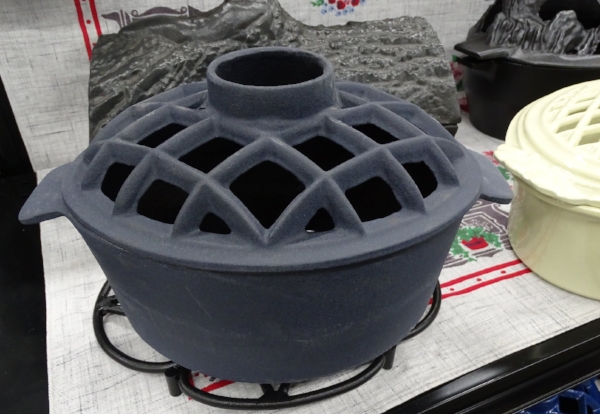 Blue-Black Cast Iron Lattice Top Steamer — Warmth & Cheer