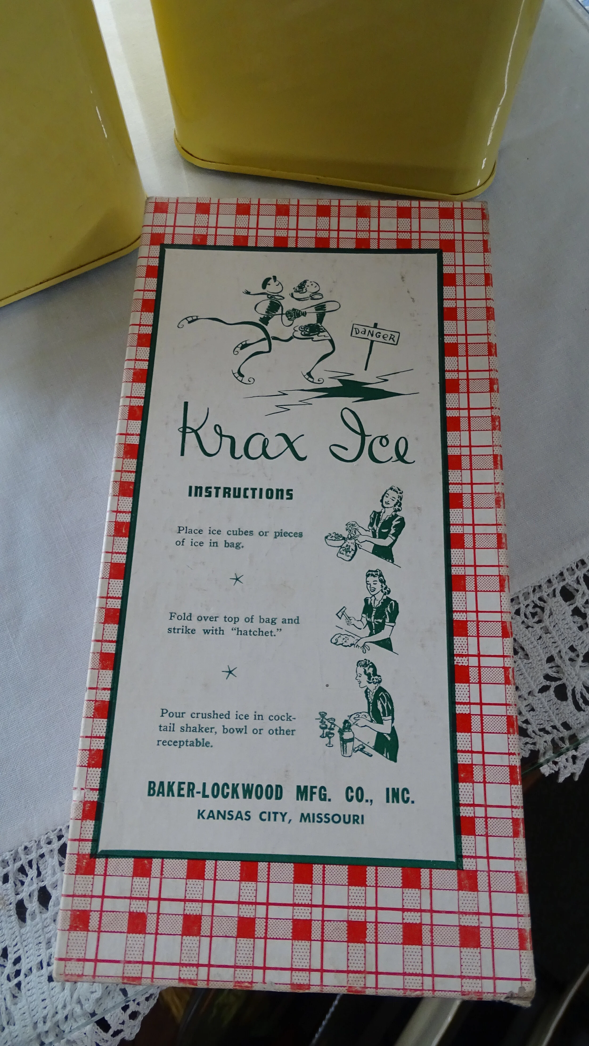 KRAXICEBOX.JPG