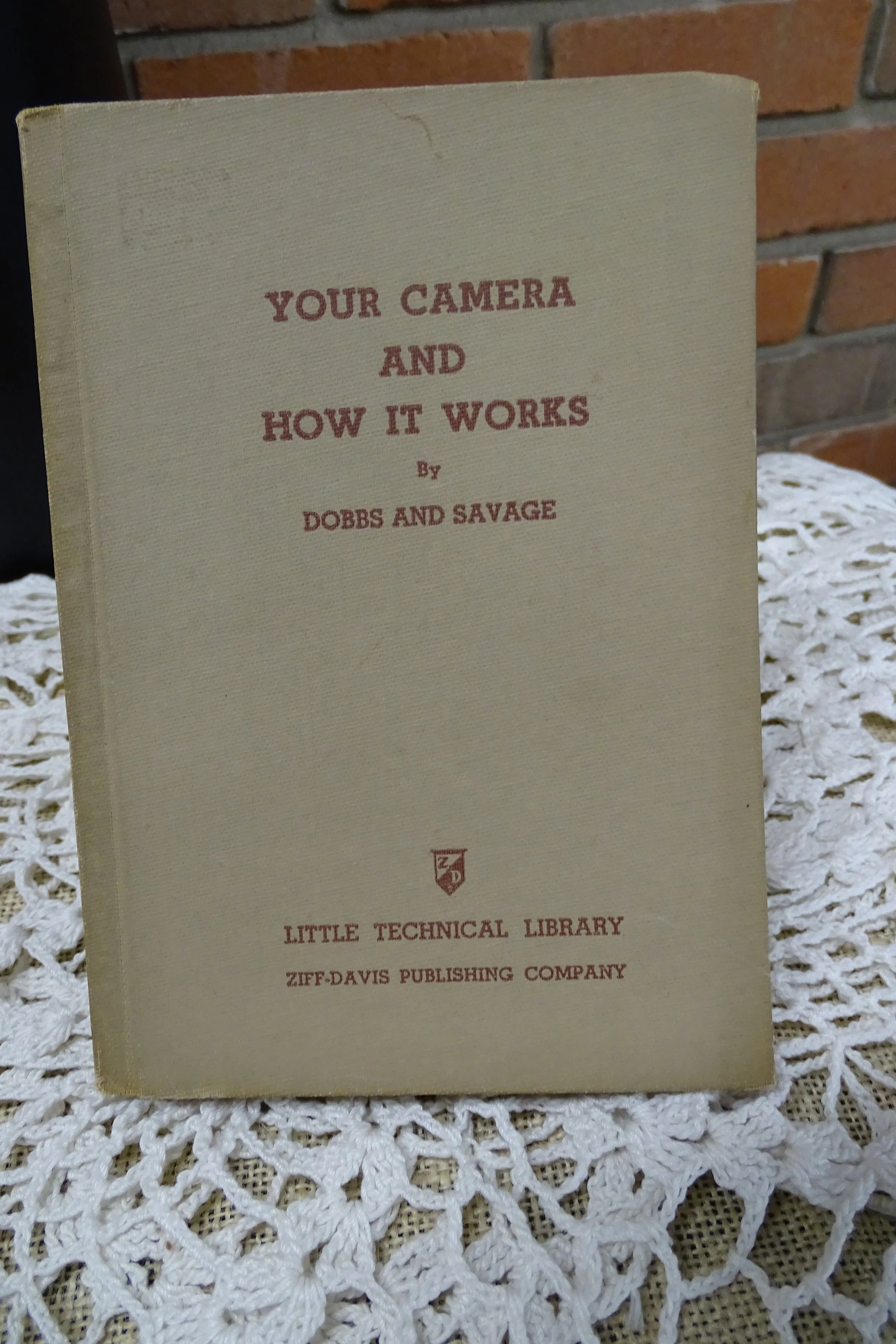 CAMERASETBOOKFRONT.JPG