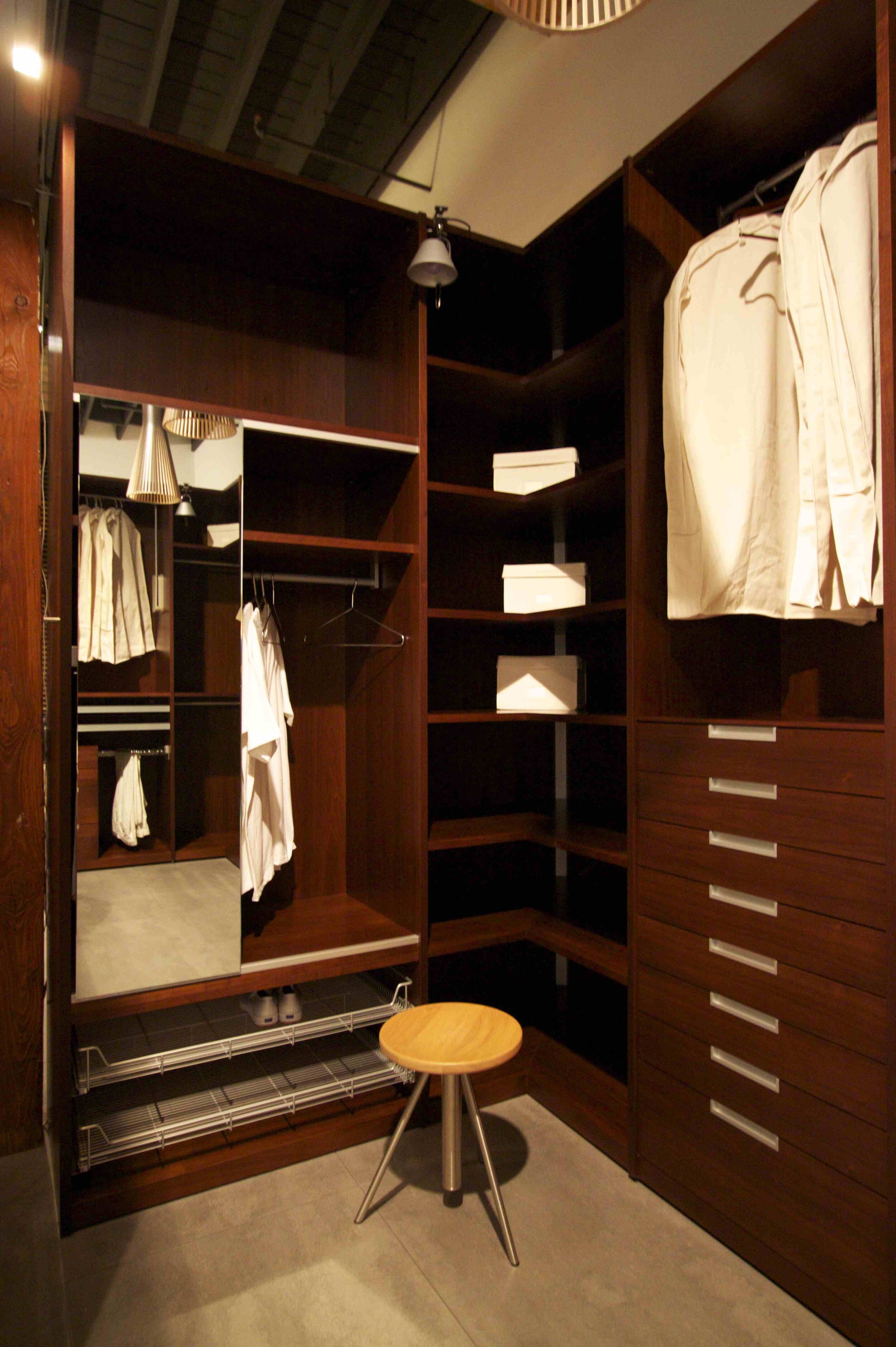 closet interior left.jpg