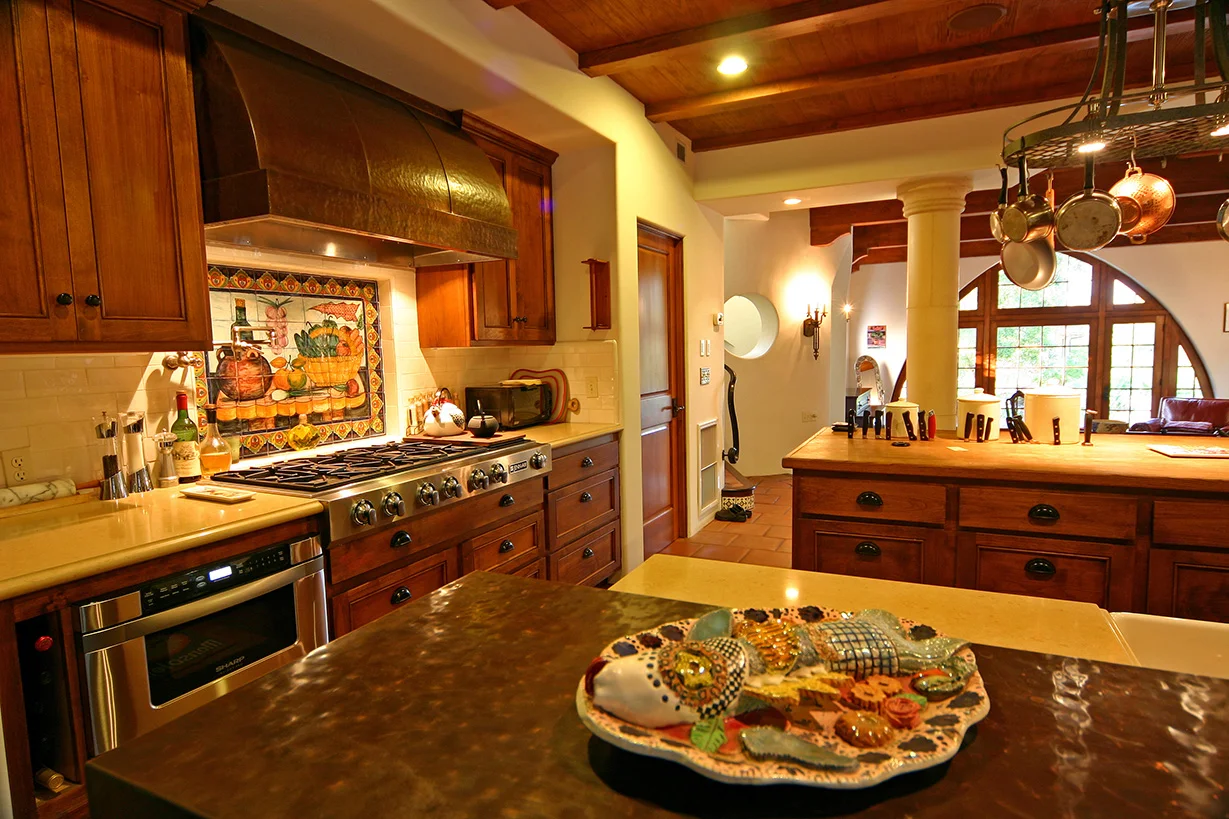 kitchen 1.jpg