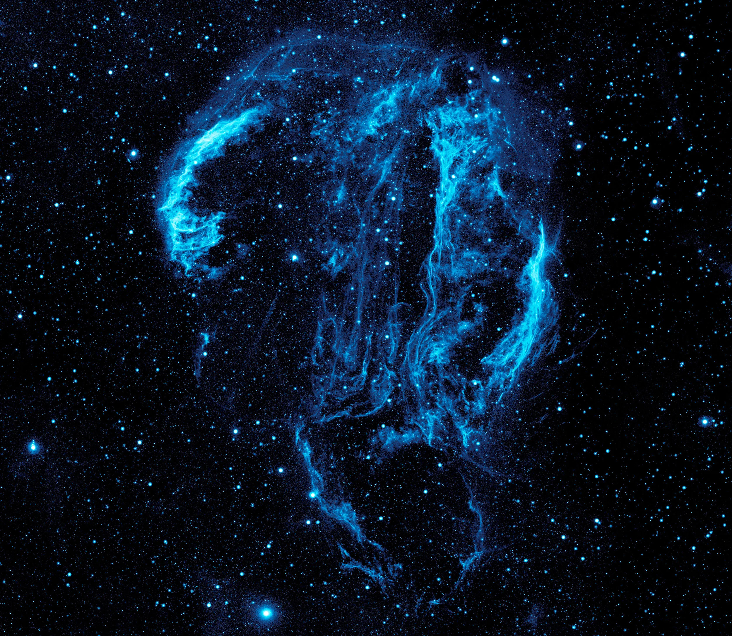 Knights Ultraviolet_image_of_the_Cygnus_Loop_Nebula_crop.jpg