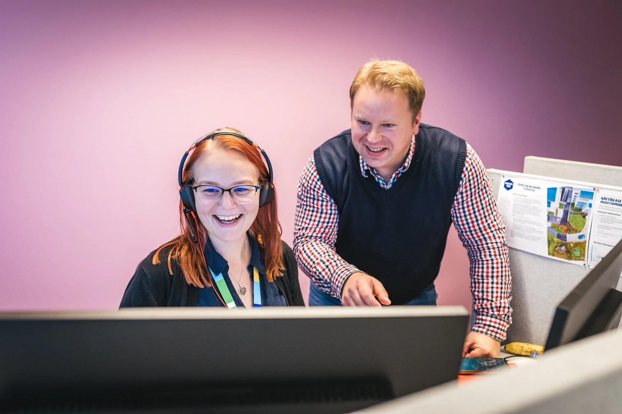 Asiakaspalvelun markkinointikuva suurelle yritykselle