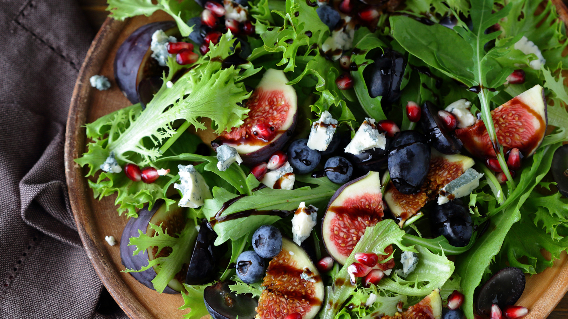 healthy-salad-evidence-based-adult-nutrition-advice.png