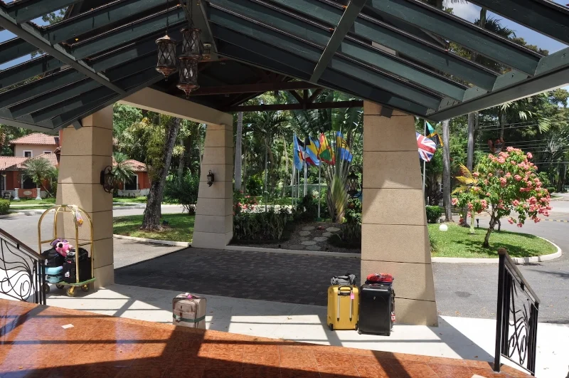 Bnegril-entry.jpg