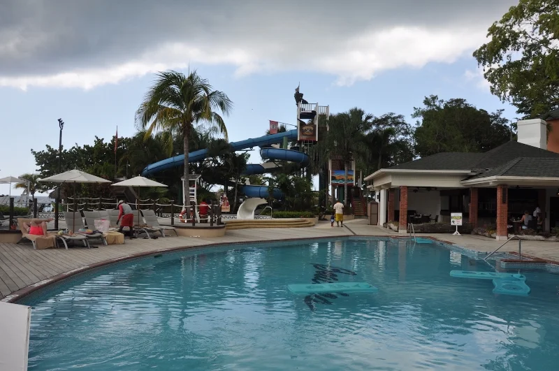 2018-04-21-pool4.jpg