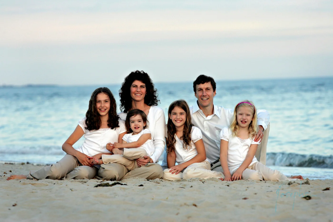 JG8U3533c6219 copy.jpg