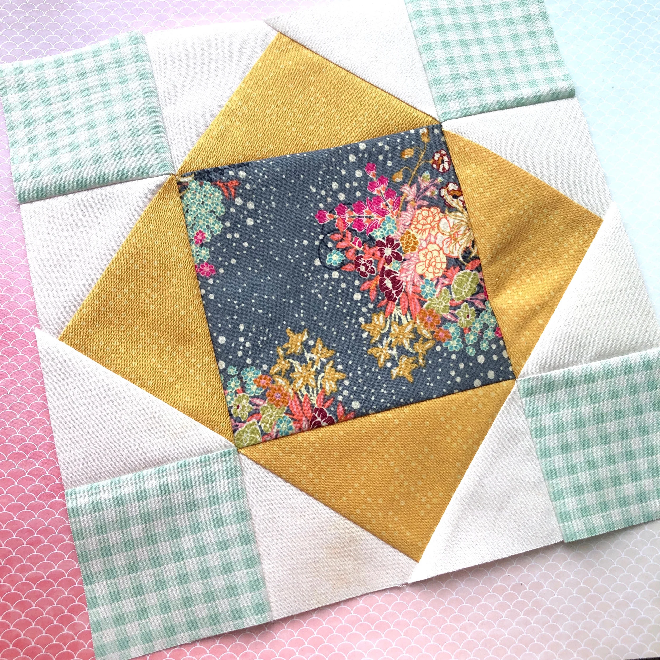 Download Free Quilt Block Pattern: Skill Building: 4 Flying Geese at a Time: The King's Crown — AnneMarie ...