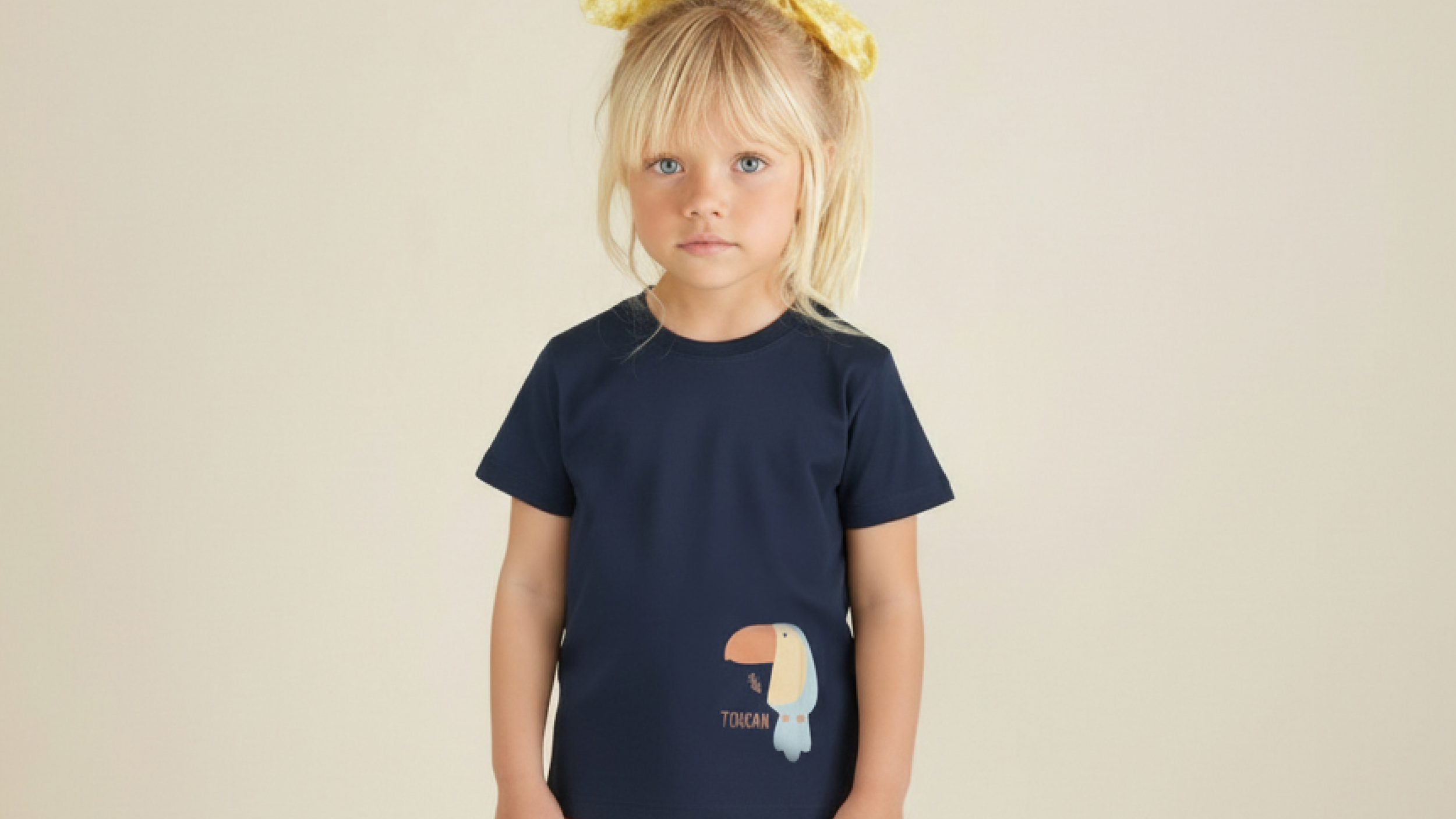tshirt Toucan blue.png