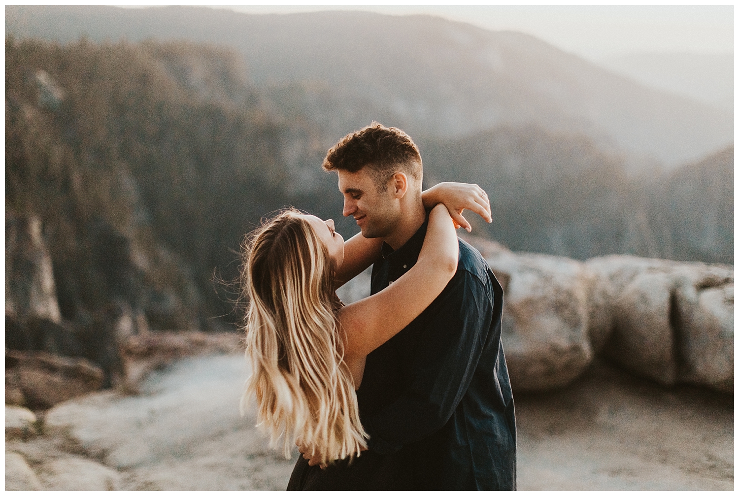 Portland Elopement Photographer