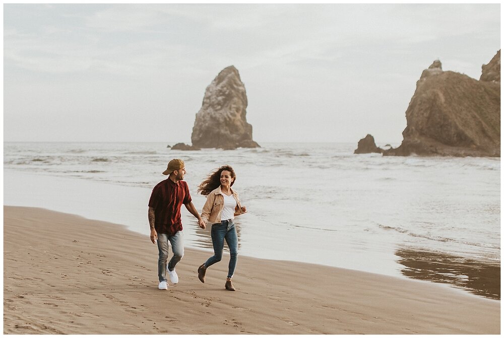 Cannon Beach Couples Photos