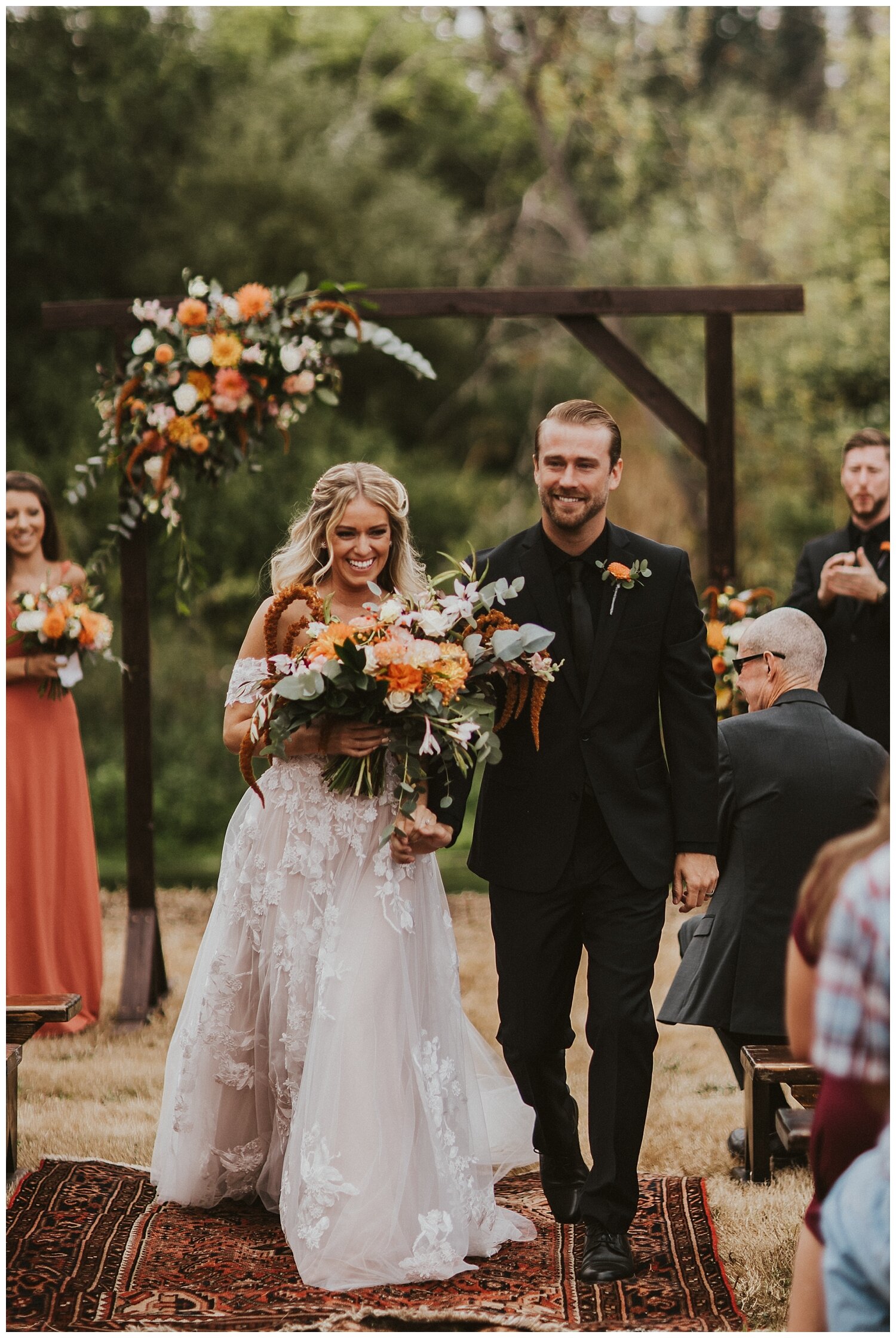 backyard-barn-wedding_0050.jpg