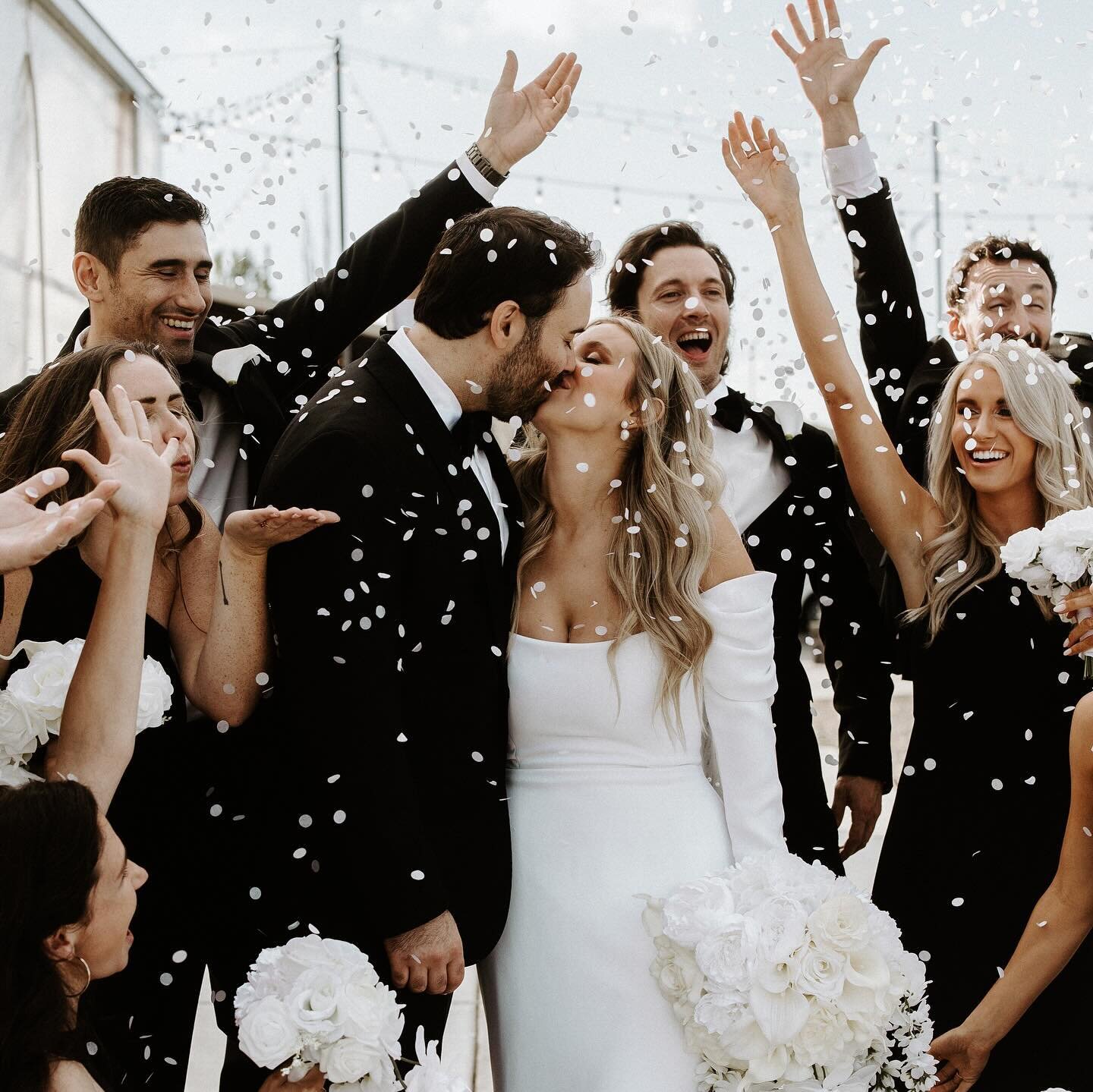 Celebrating with the best wedding party 🎉
.
#seattlewedding #seattleweddingphotographer #washingtonwedding #farm12wedding