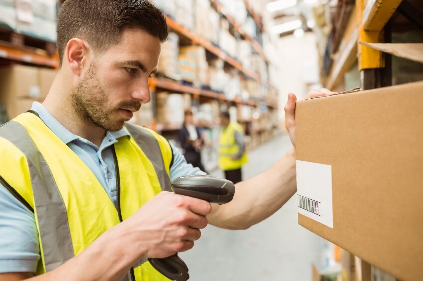 How_to_Find_Warehouse_Staff_Quickly.jpg