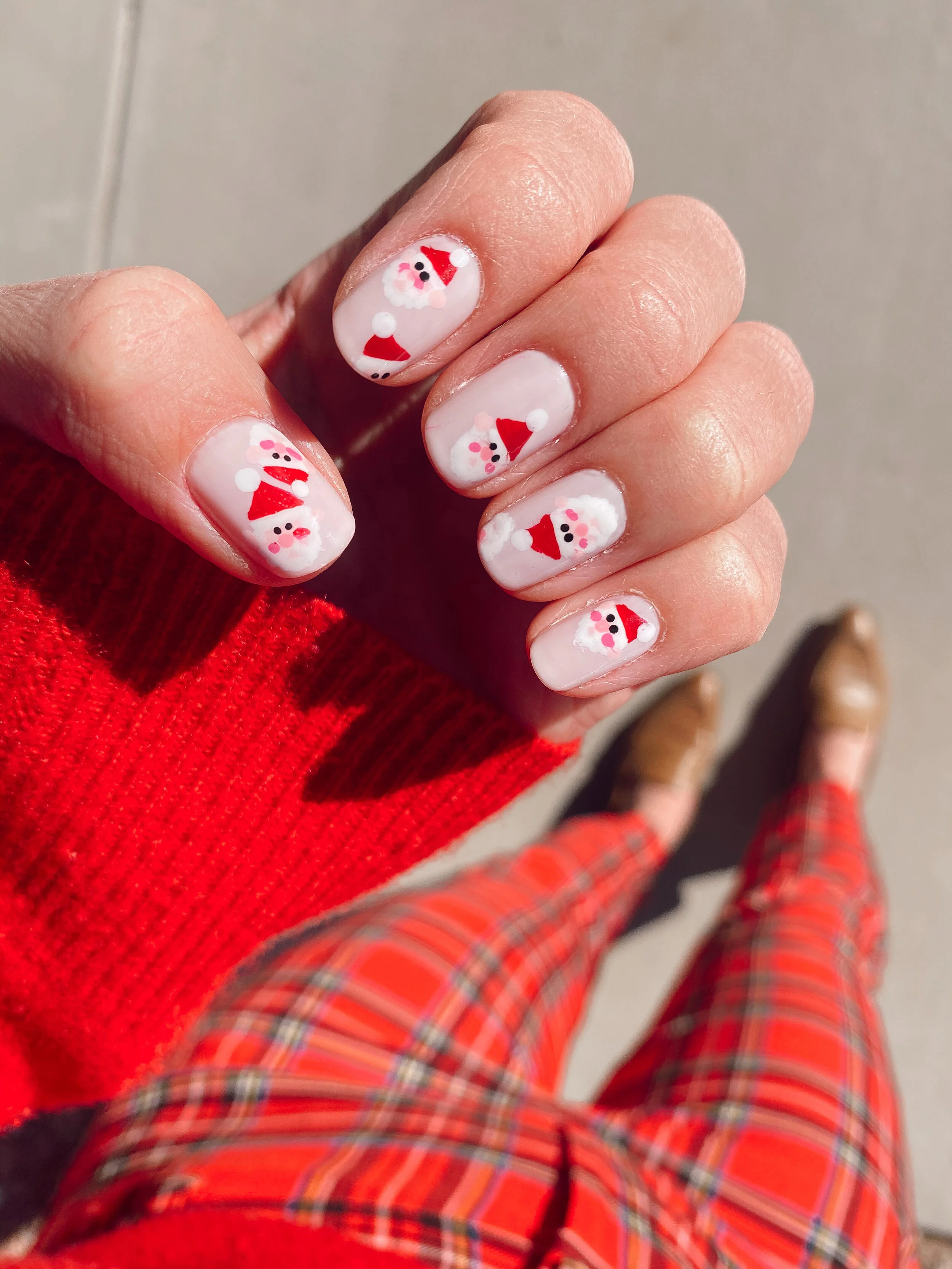 Santa Baby Mani