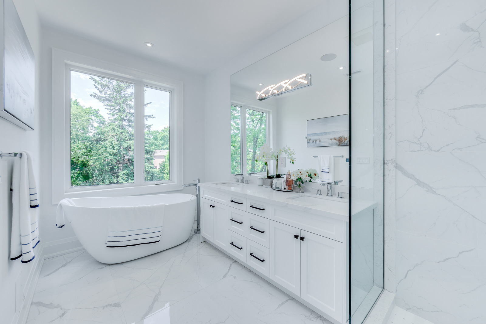 master ensuite 1.jpg
