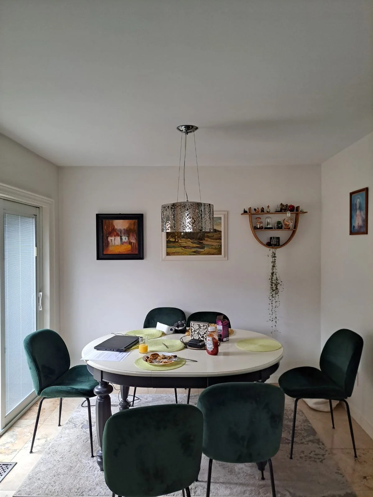 1 - dining 1.jpg