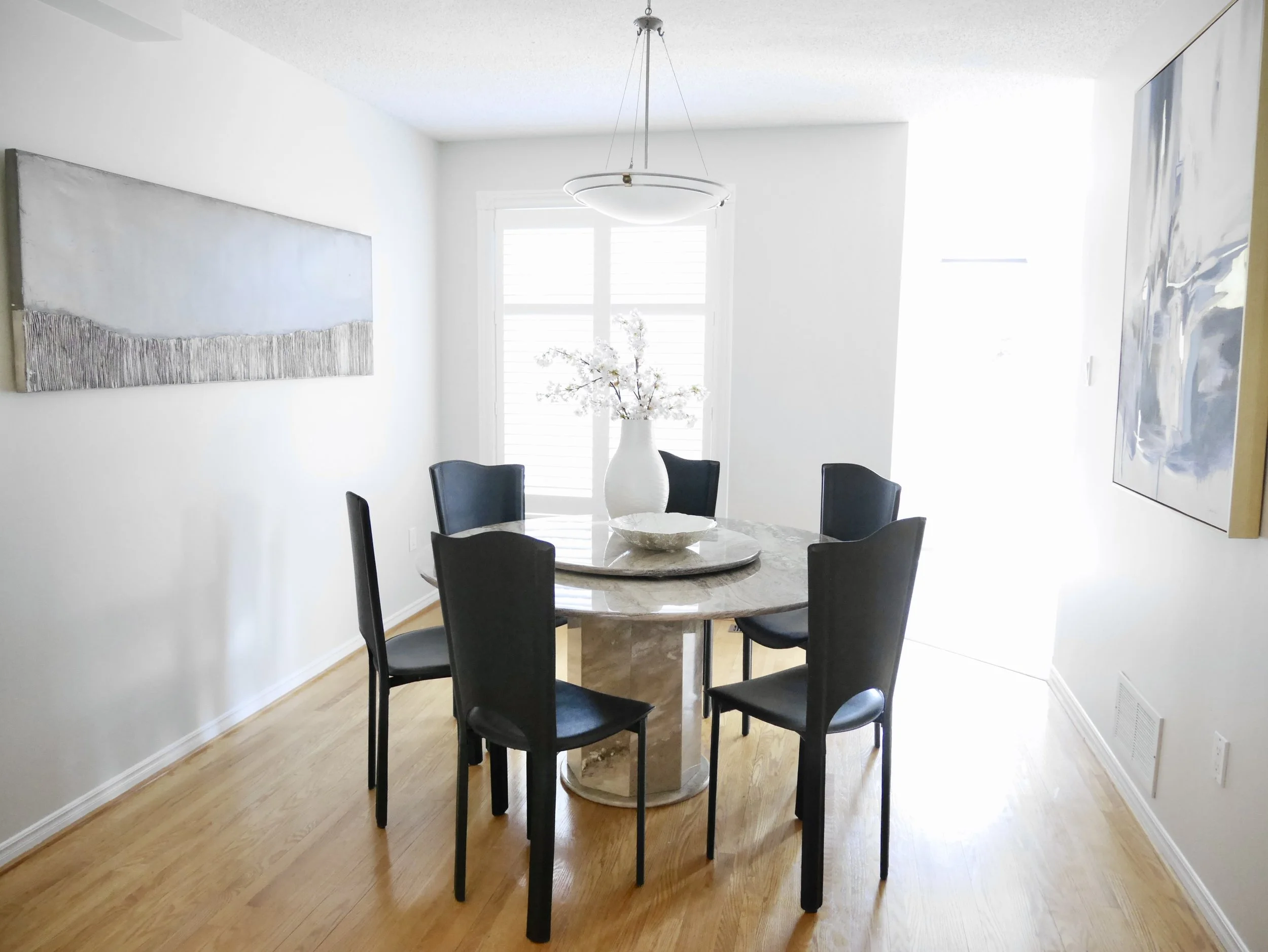 1 - dining 1.JPG
