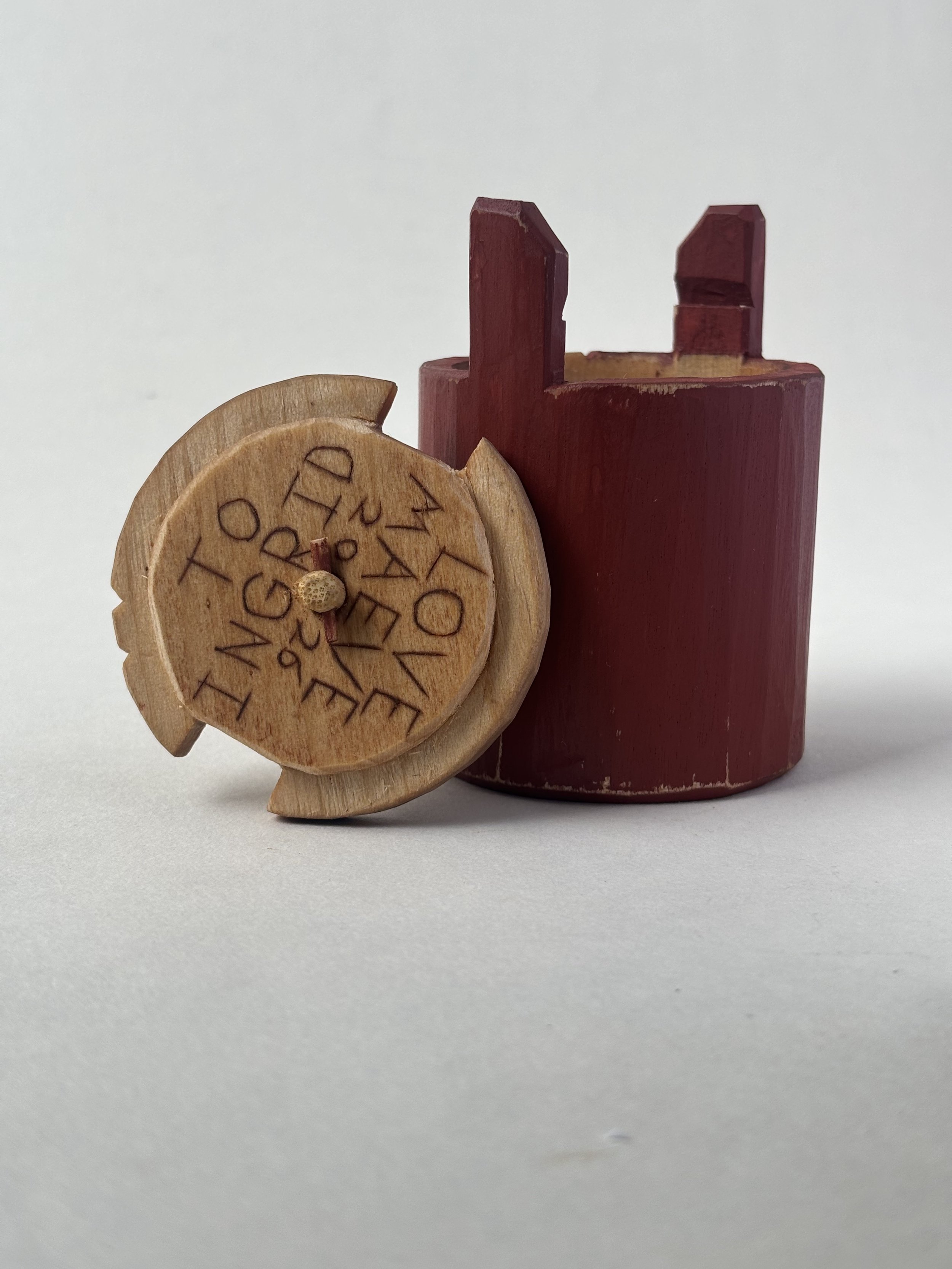 Locking Lidded Box 2.jpg