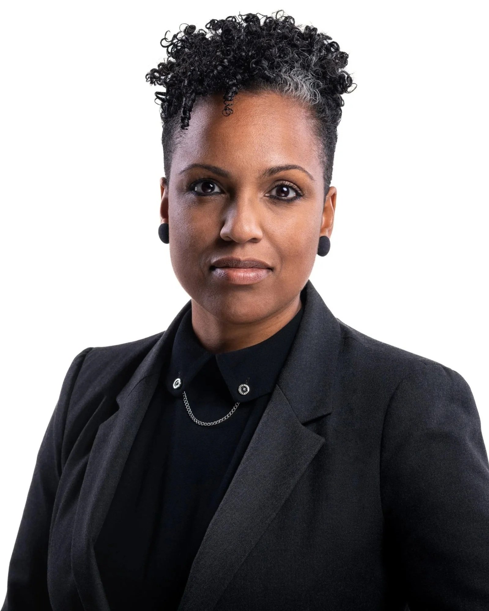 Dr. Elicia Robinson-Tomek, Senior Consultant