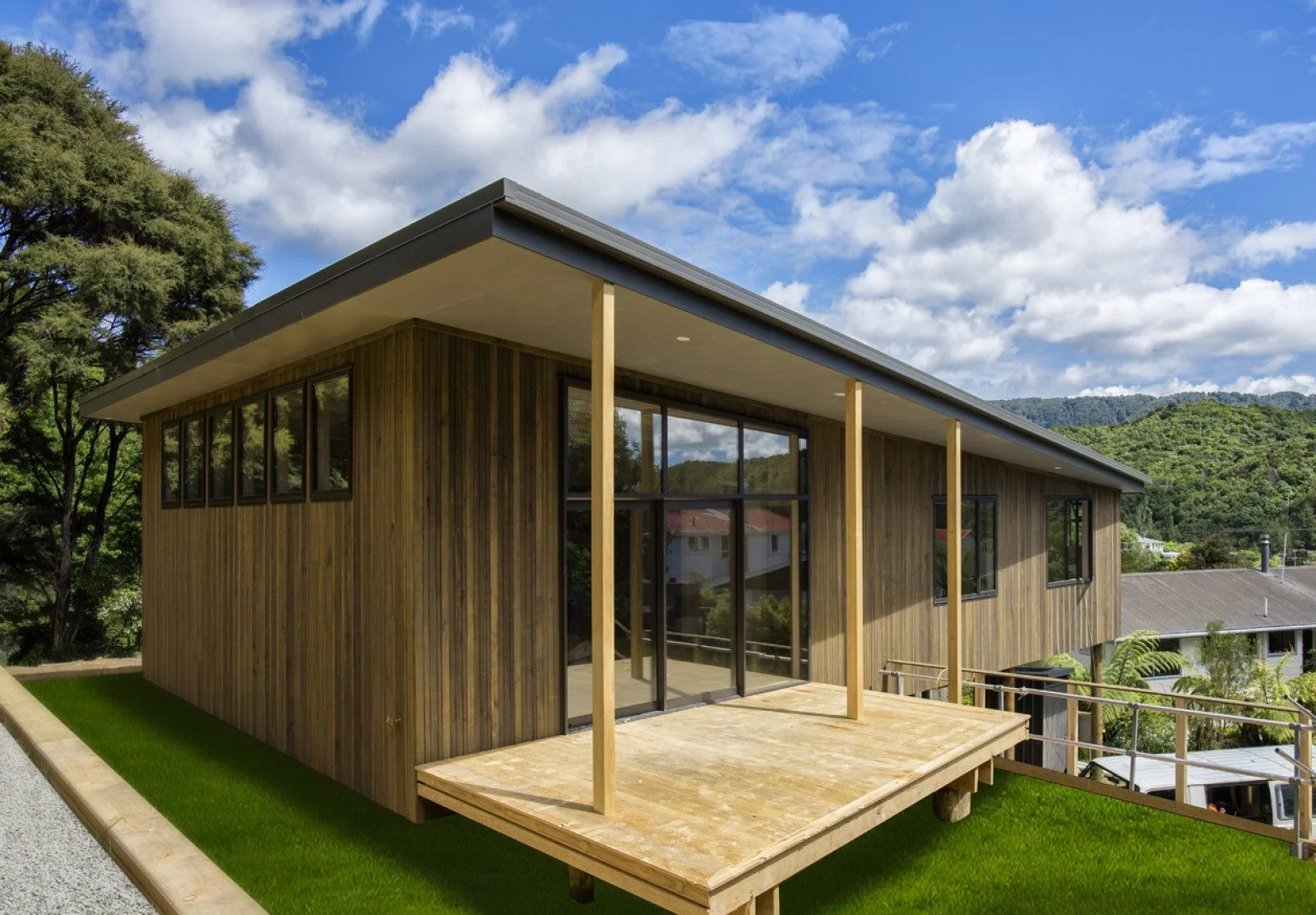 751821592 - Copy.jpg