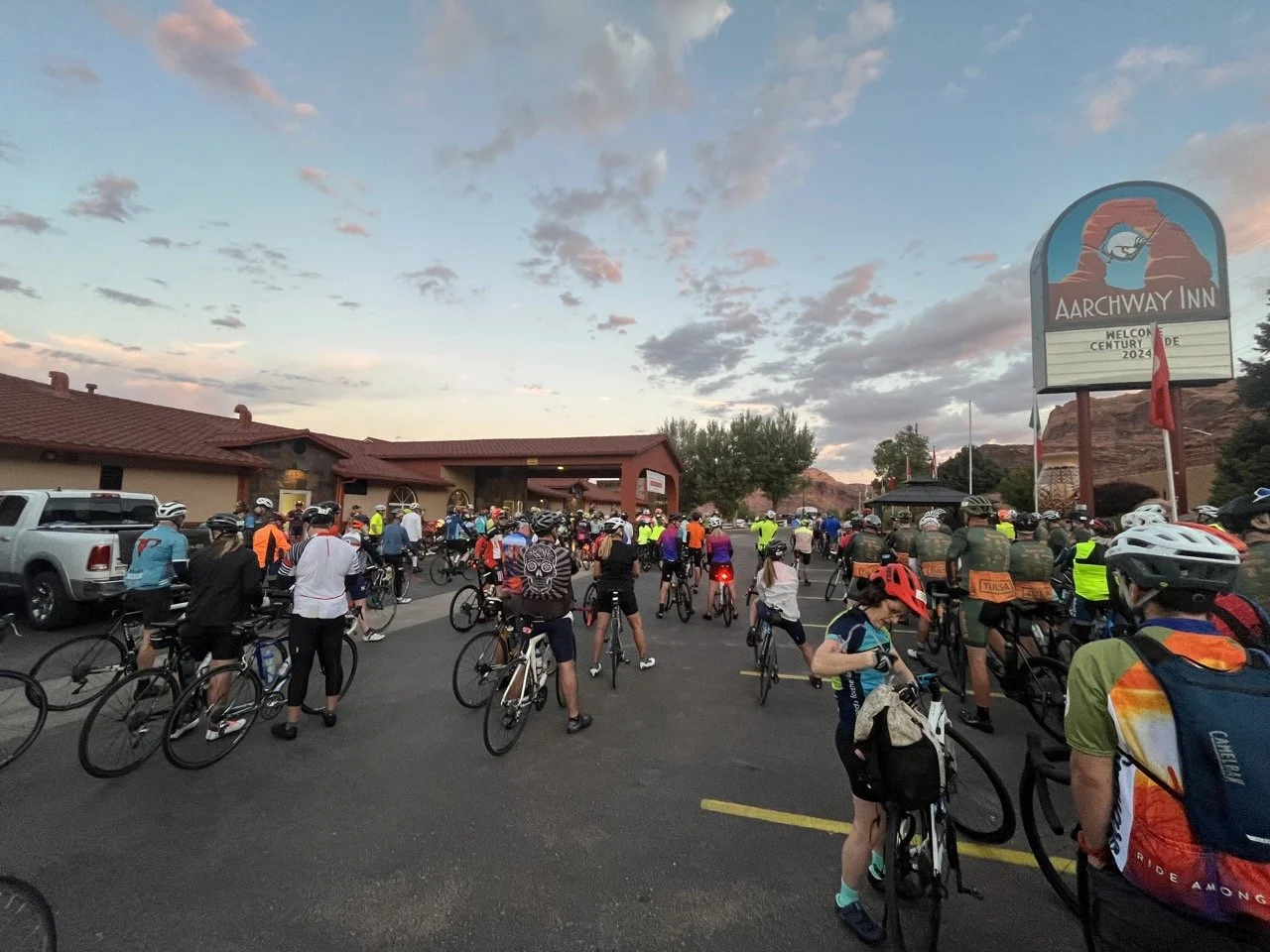 24MCT_Skinny-Tire-Events_00007 Large.jpeg