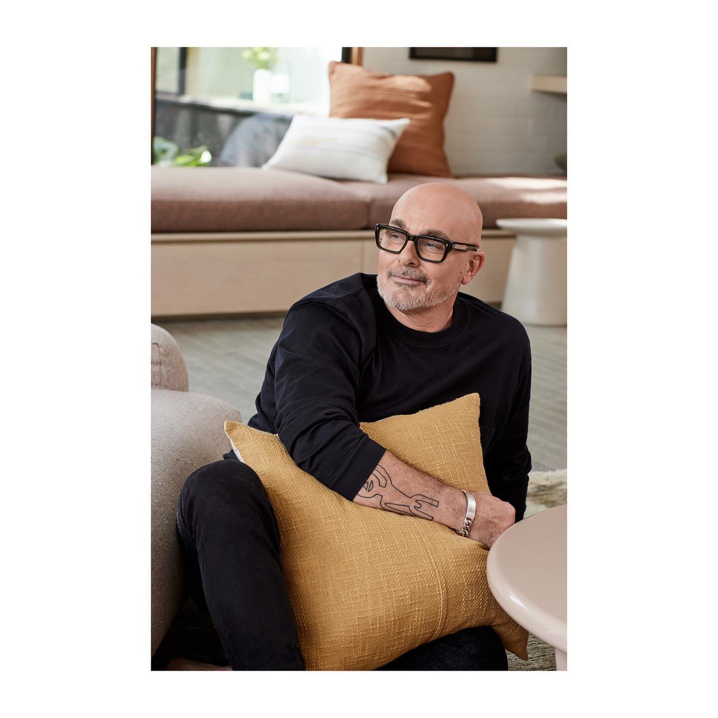 A few months back I photographed the super lovely @nealewhitaker . His gorgeous new bedlinen and homewares range was so nice to photograph for @housebedandbath.

Styled by @jessbarnescreative 

#interiors #interiorstyling #homewares #interiorsphotogr