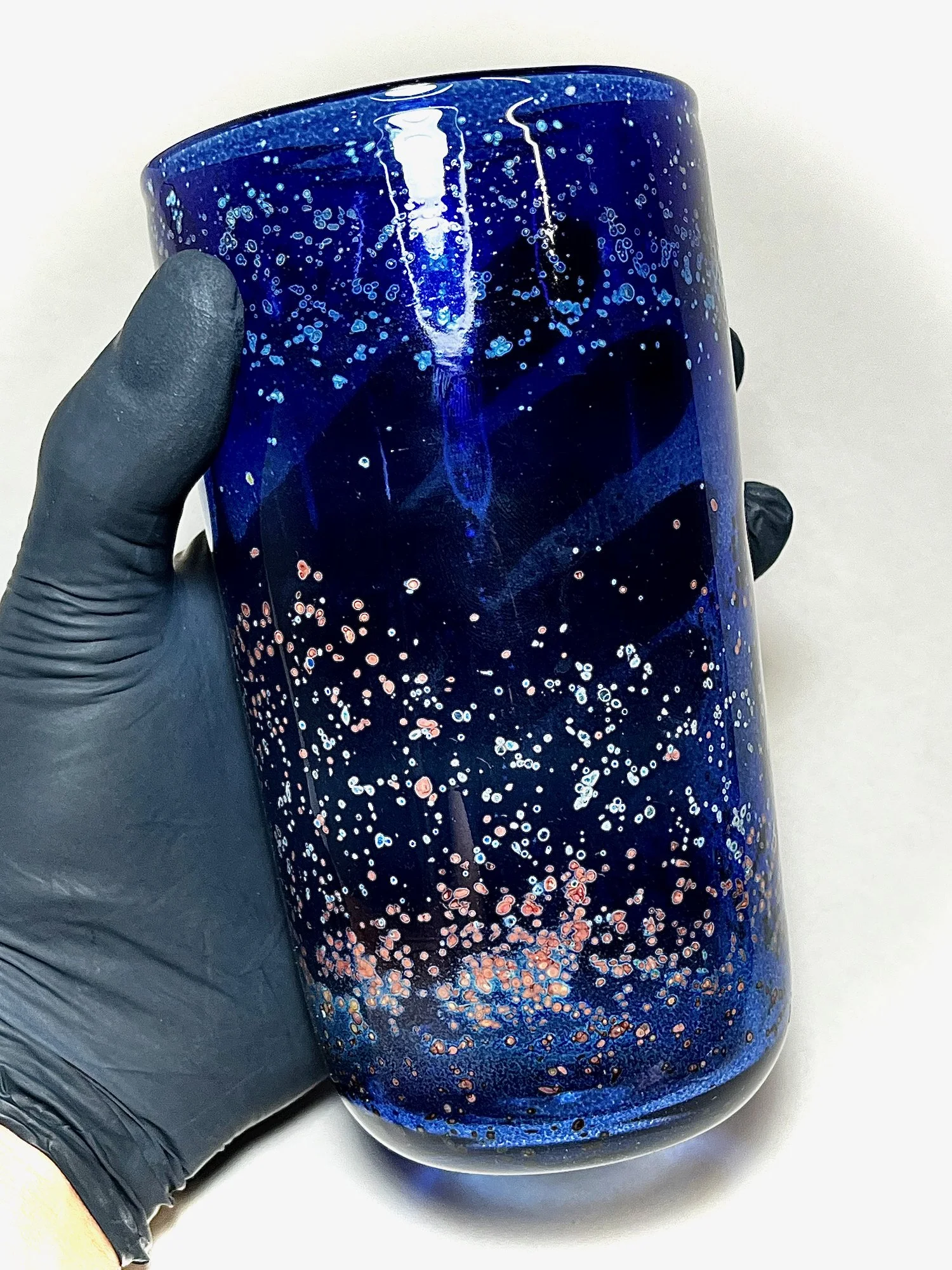 nebulae 20oz 2 hand.jpeg