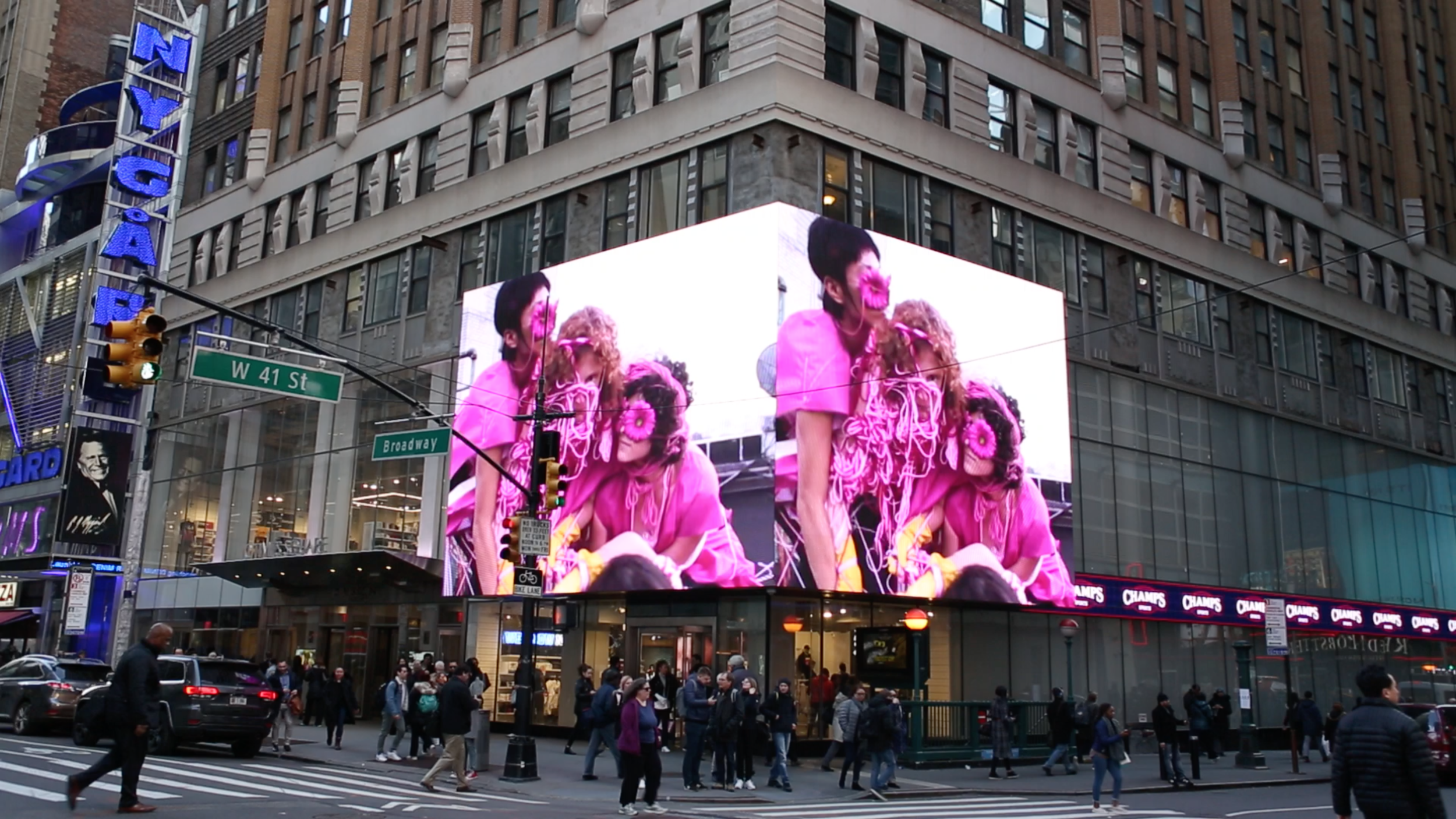 PINK_Tamar Ettun.png