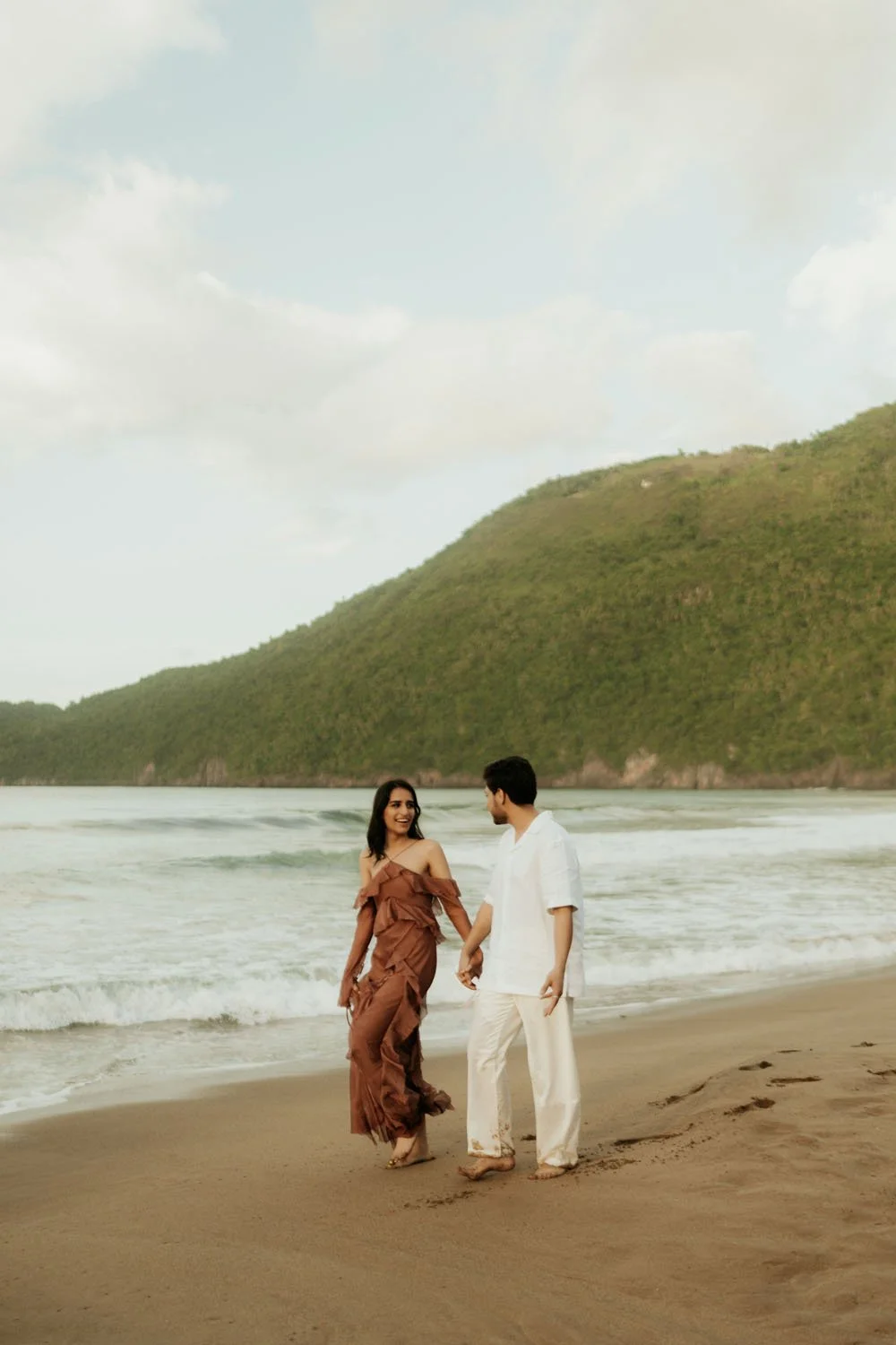 el-valle-beach-samana-engagement (24).jpg