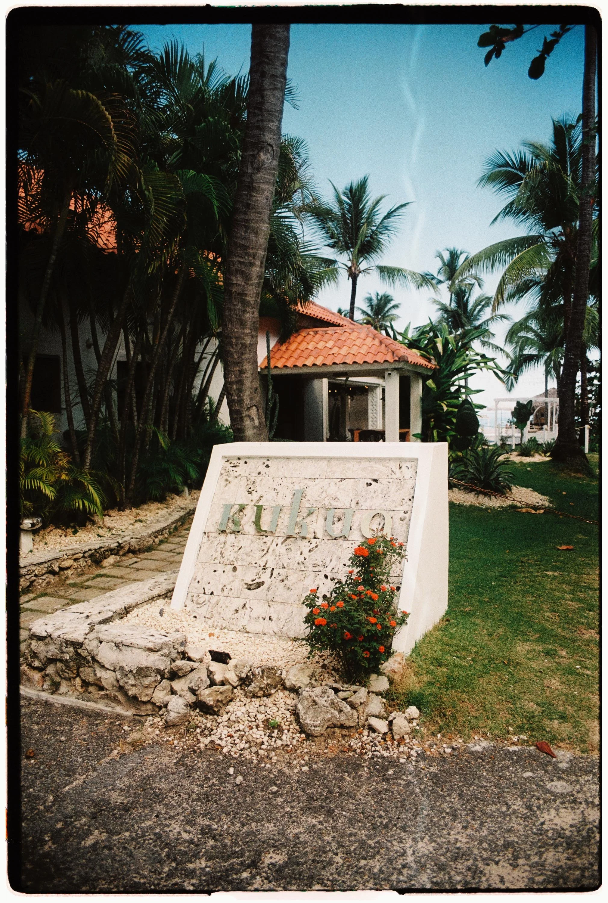 punta-cana-wedding-photographer-kukua-beach-dominican-republic (4).jpg